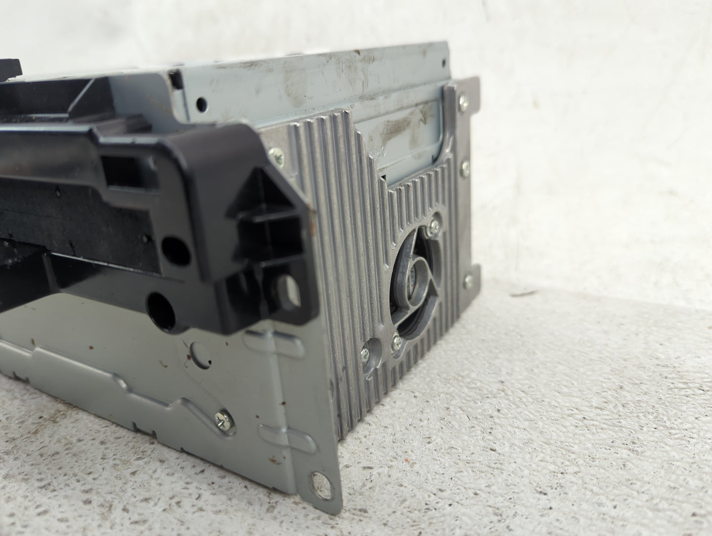 2014 Dodge Journey Radio AM FM Cd Player Receiver Replacement P/N:68210554ZI CQ-UC03E4FXA Fits OEM Used Auto Parts - Oemused