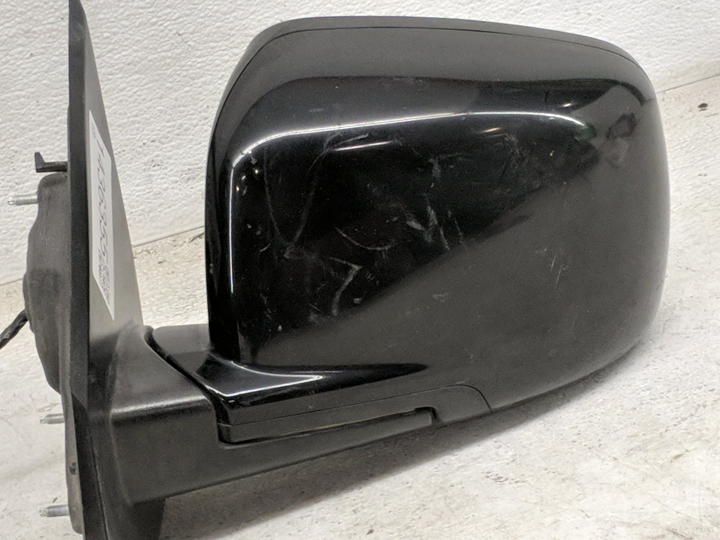 2014 Dodge Journey Driver Side View Mirror - Left Door Mirror OEM Used - Oemusedautoparts1.com