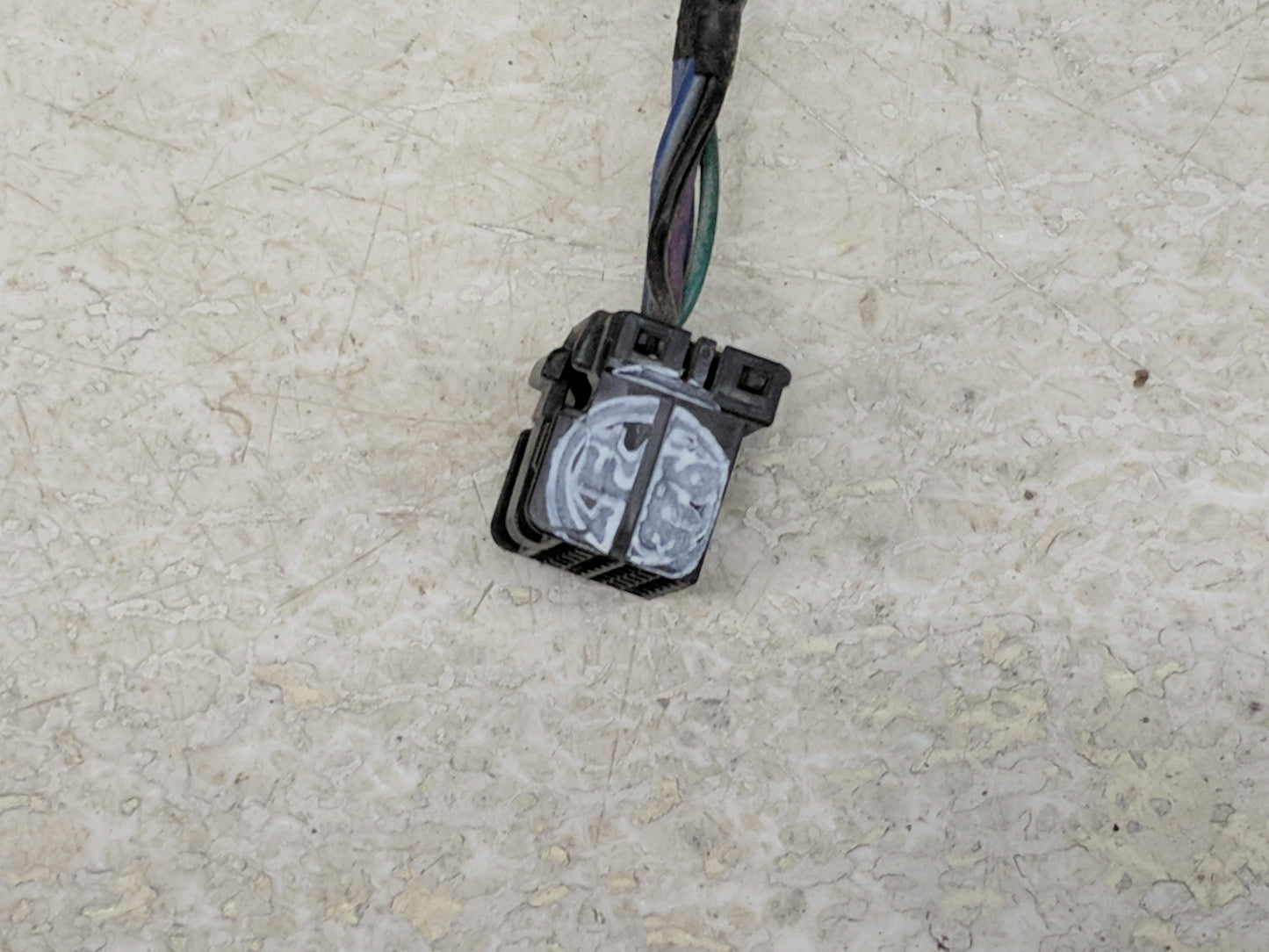 2014 Dodge Journey Driver Side View Mirror - Left Door Mirror OEM Used - Oemusedautoparts1.com
