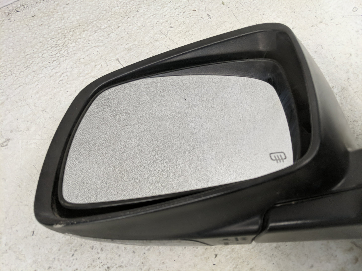 2014 Dodge Journey Driver Side View Mirror - Left Door Mirror OEM Used - Oemusedautoparts1.com