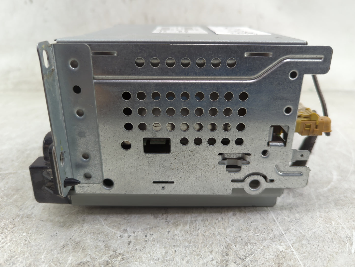 2014 Dodge Journey Radio AM FM Cd Player Receiver Replacement Fits OEM Used Auto Parts - Oemusedautoparts1.com