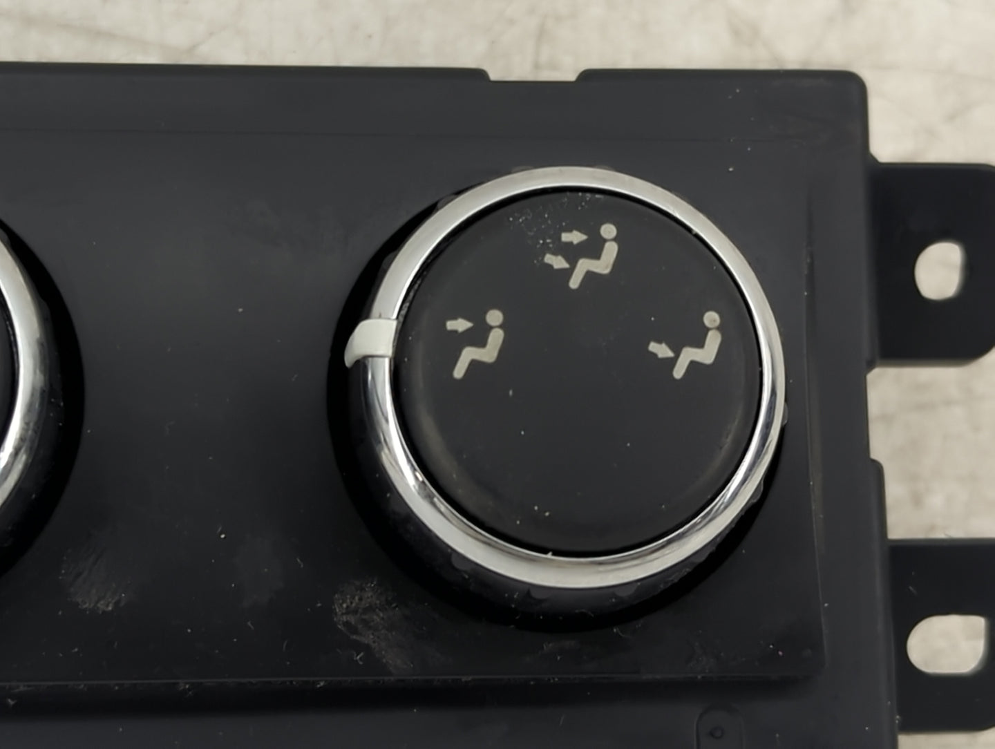 2014 Dodge Journey Climate Control Module Temperature AC/Heater Replacement Fits OEM Used Auto Parts - Oemusedautoparts1.com