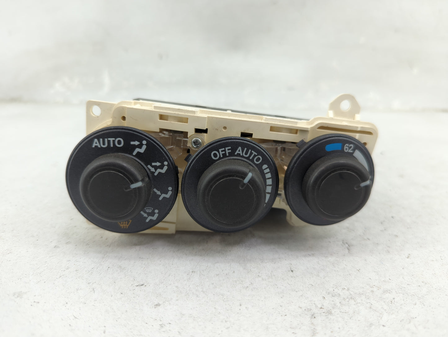 2014 Dodge Journey Climate Control Module Temperature AC/Heater Replacement Fits OEM Used Auto Parts - Oemusedautoparts1.com