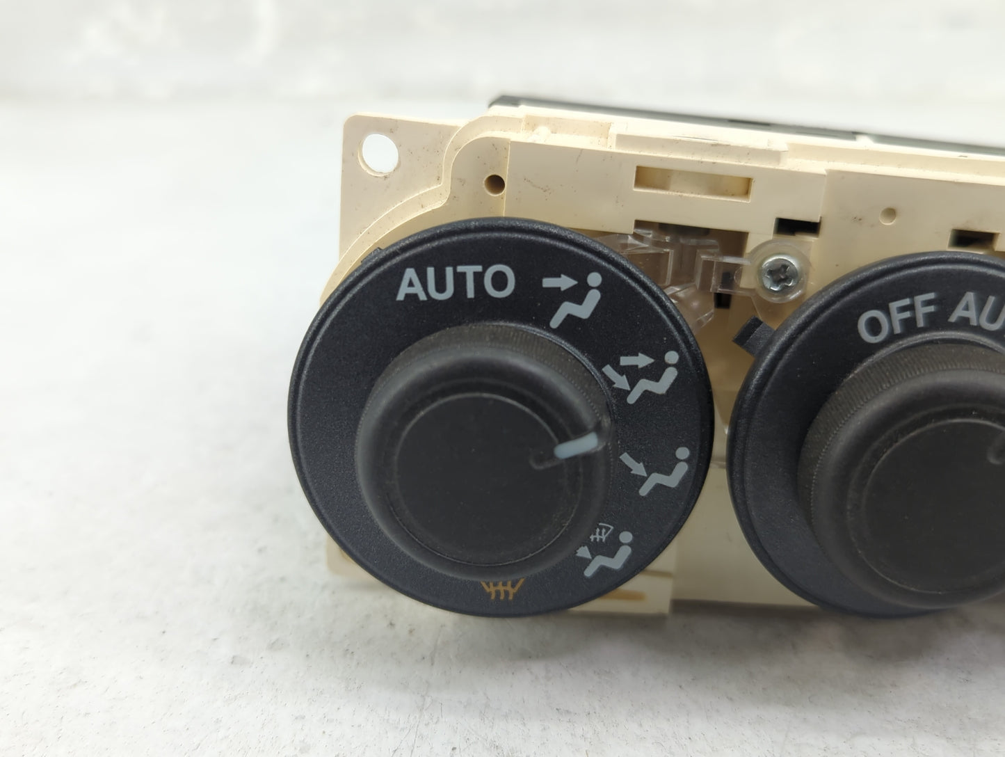 2014 Dodge Journey Climate Control Module Temperature AC/Heater Replacement Fits OEM Used Auto Parts - Oemusedautoparts1.com