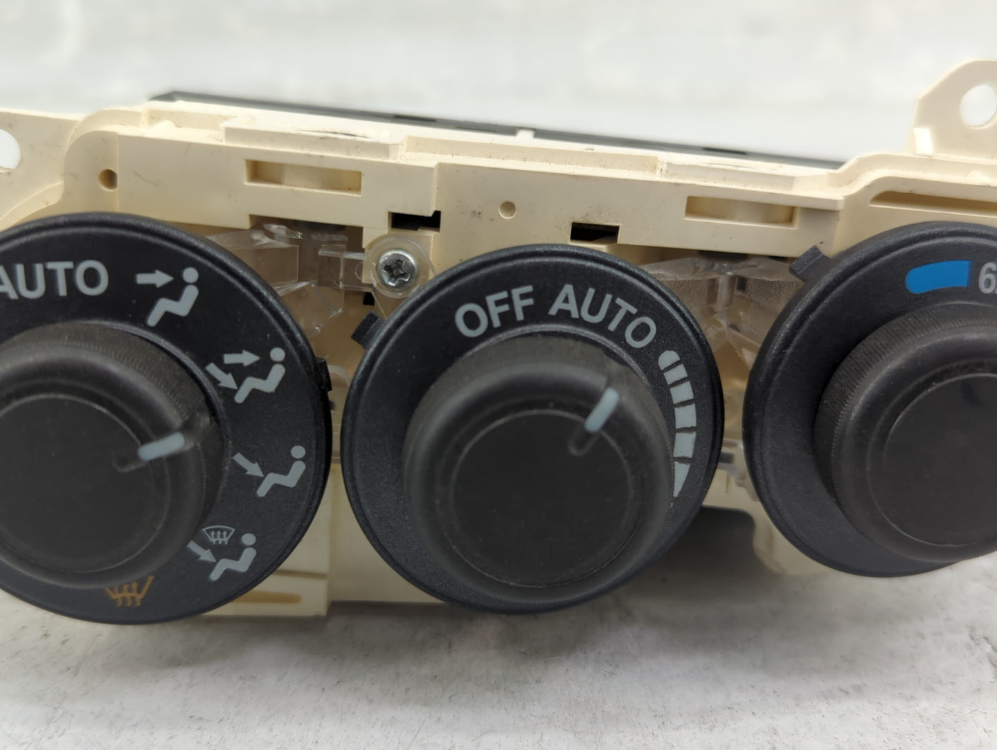 2014 Dodge Journey Climate Control Module Temperature AC/Heater Replacement Fits OEM Used Auto Parts - Oemusedautoparts1.com