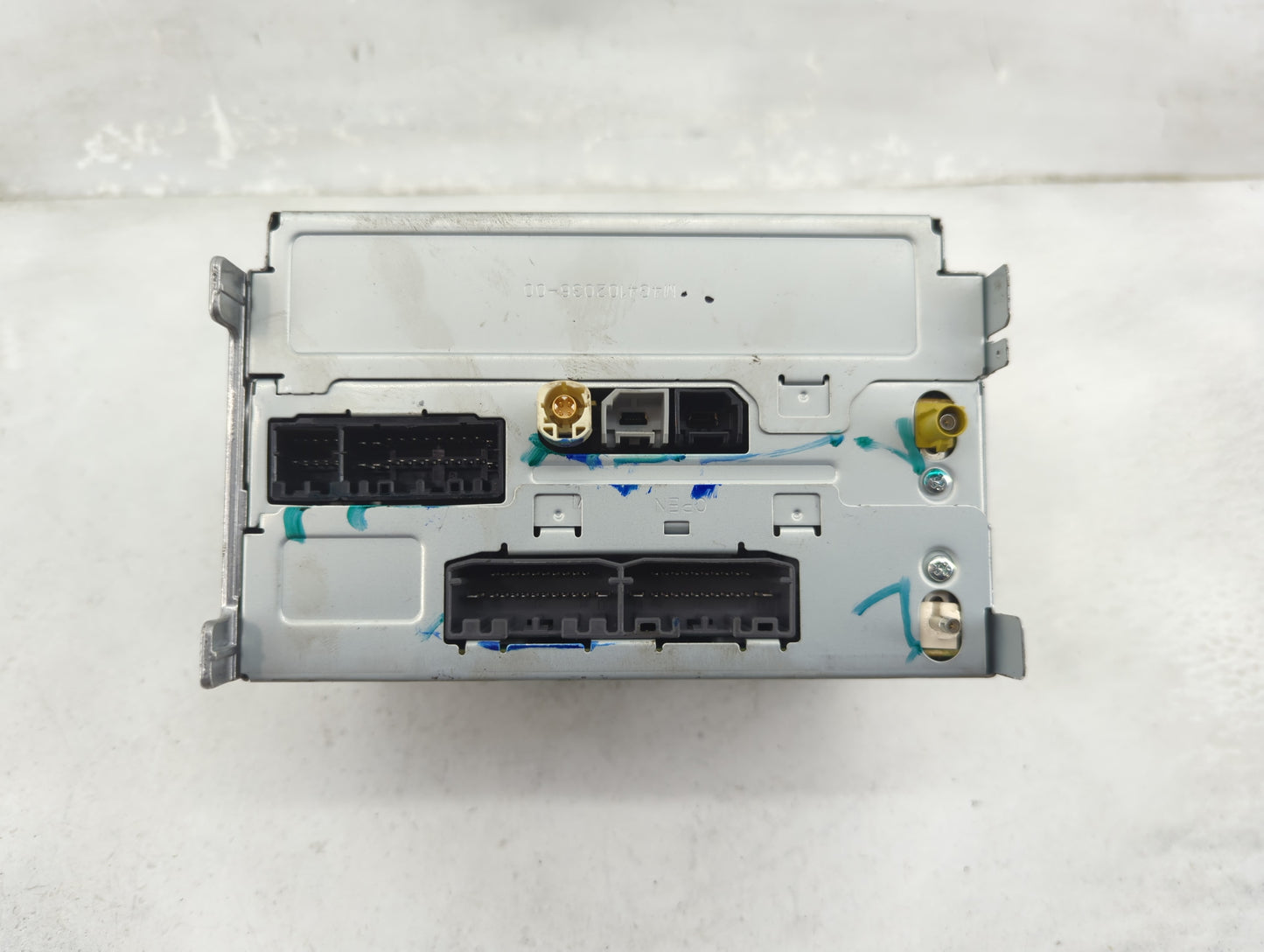 2014 Dodge Journey Radio AM FM Cd Player Receiver Replacement P/N:P68210553AE CQ-ZC03E1GXB Fits OEM Used Auto Parts - Oemuse