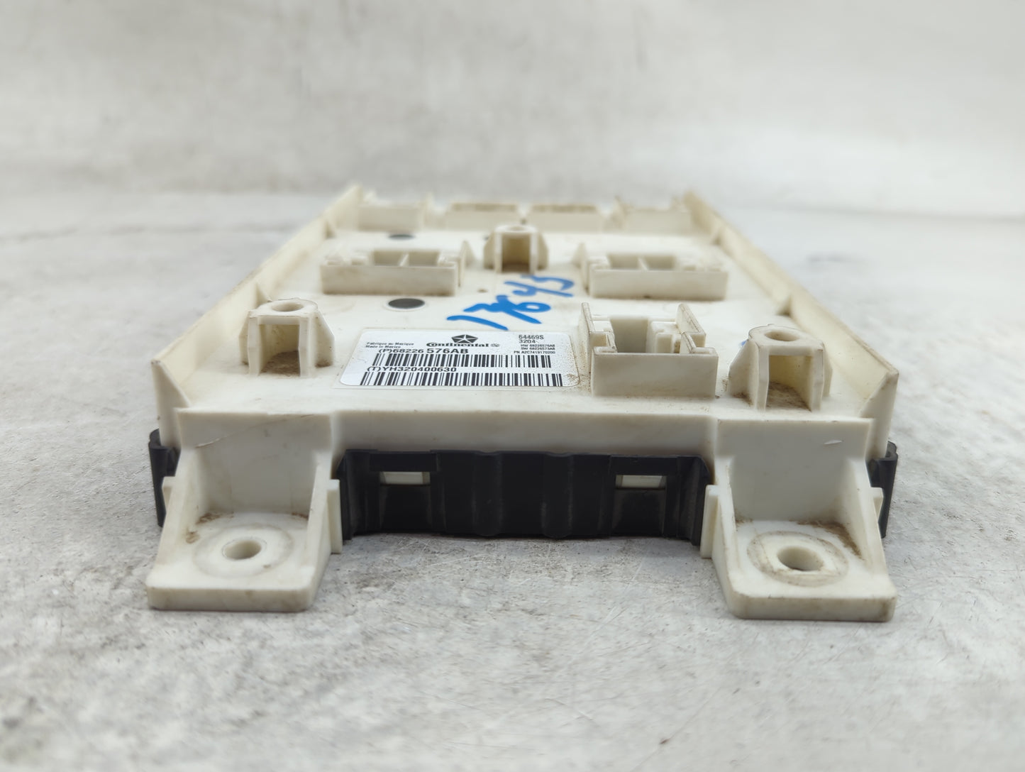 2014 Dodge Journey Body Control Module Bcm Inner Cabin Fuse Box - Oemusedautoparts1.com