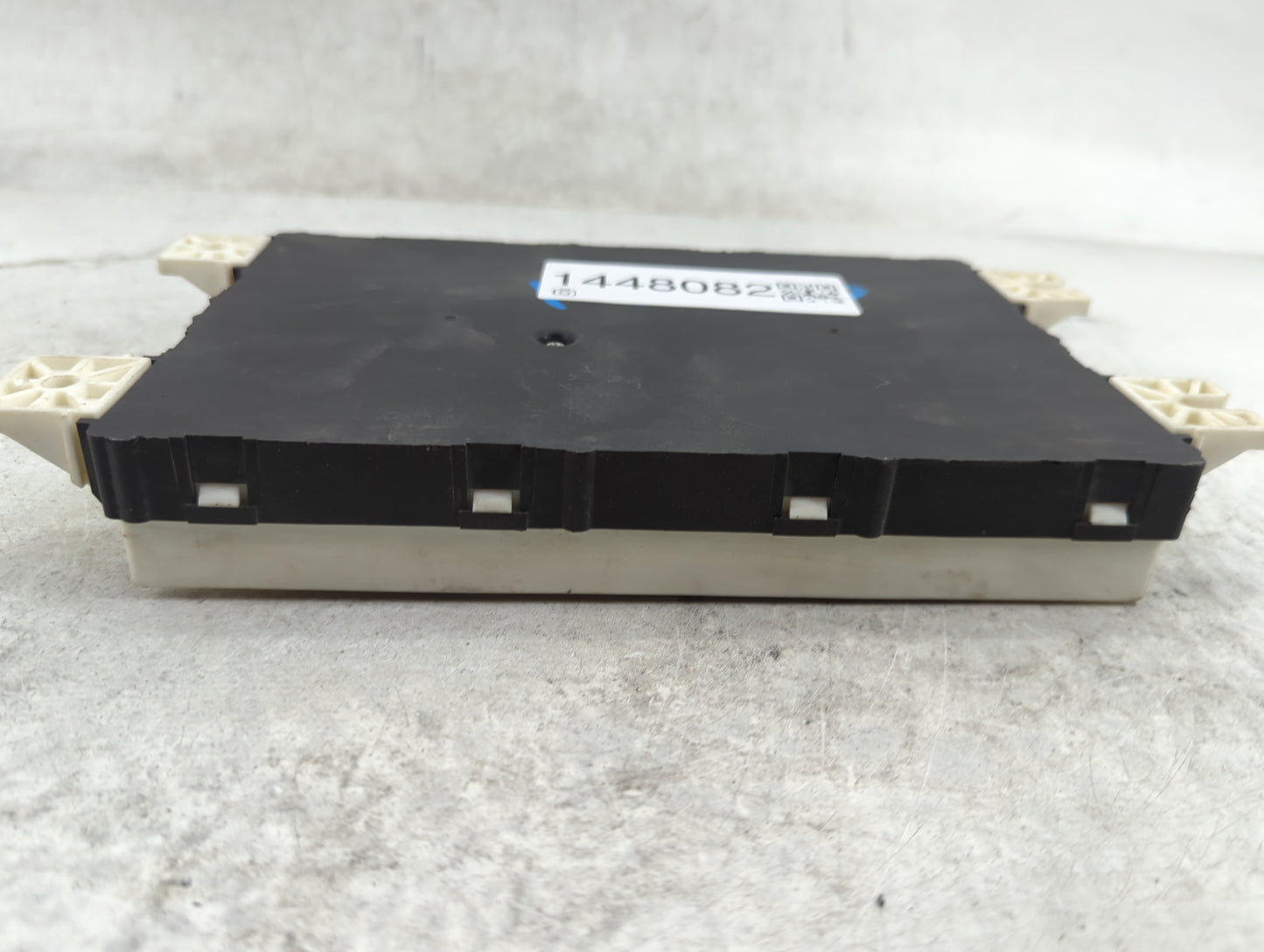 2014 Dodge Journey Body Control Module Bcm Inner Cabin Fuse Box - Oemusedautoparts1.com