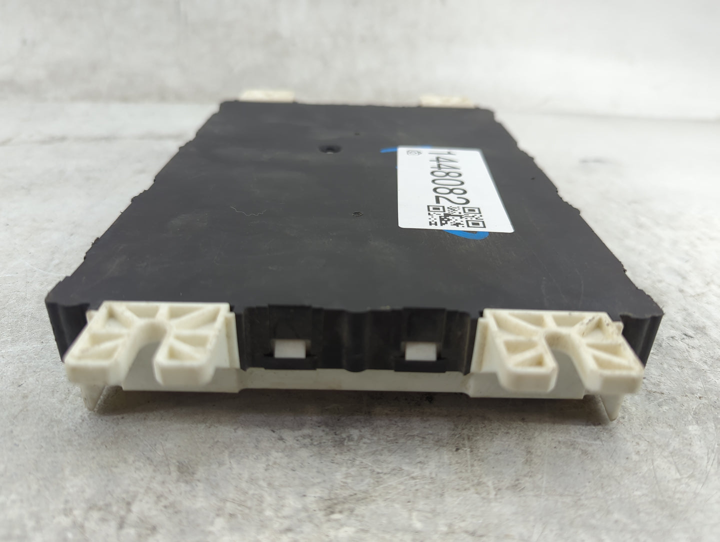 2014 Dodge Journey Body Control Module Bcm Inner Cabin Fuse Box - Oemusedautoparts1.com