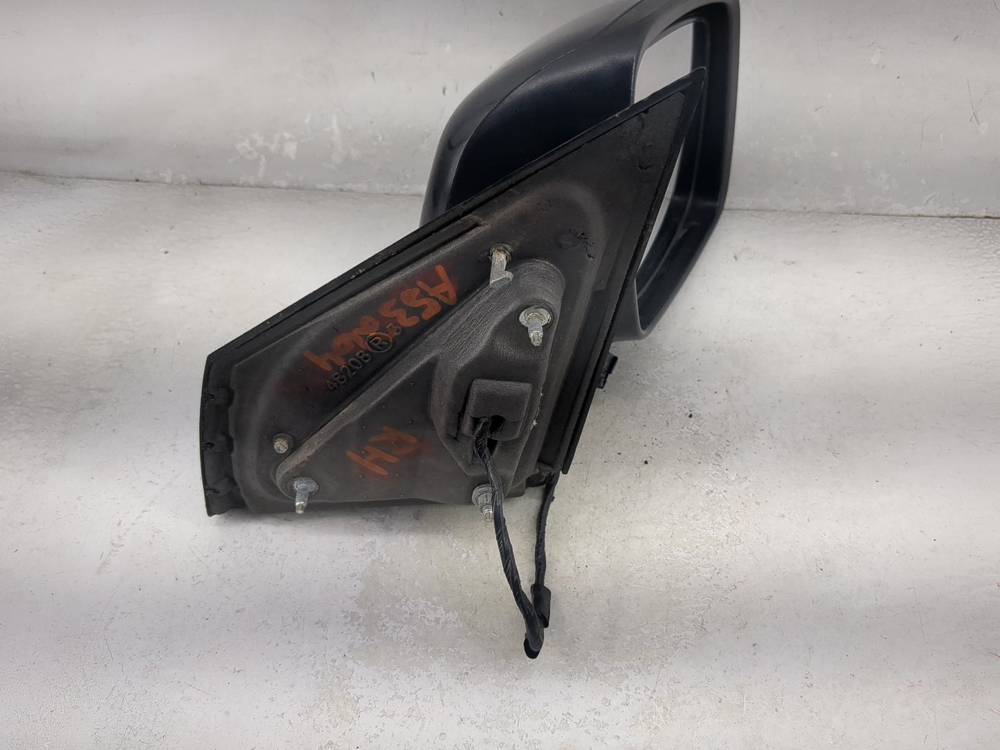 2014 Dodge Journey Passenger Side View Mirror - Right Door Mirror OEM Used - Oemusedautoparts1.com