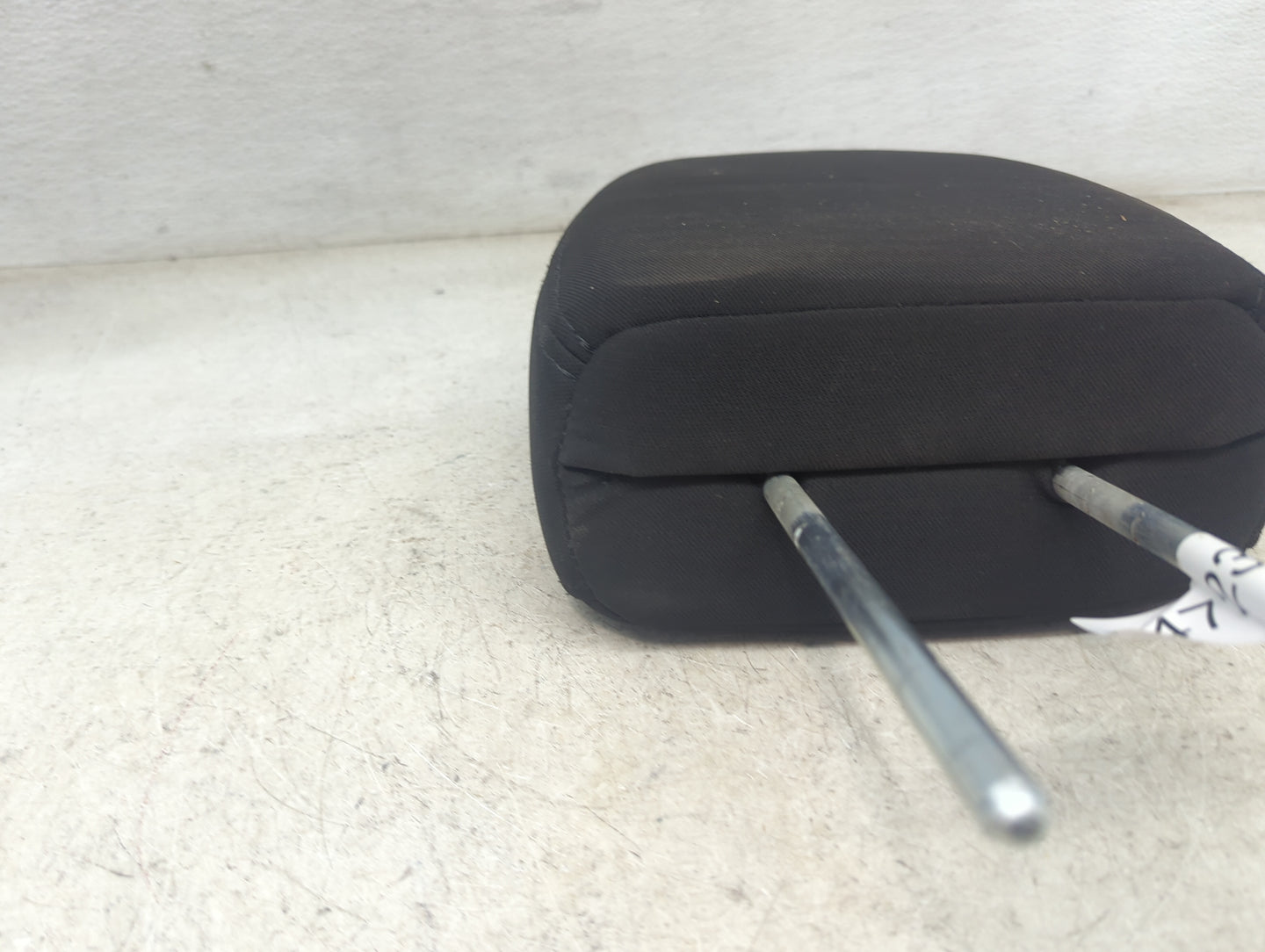 2014 Dodge Journey Headrest Head Rest Front Driver Seat Black - Oemusedautoparts1.com