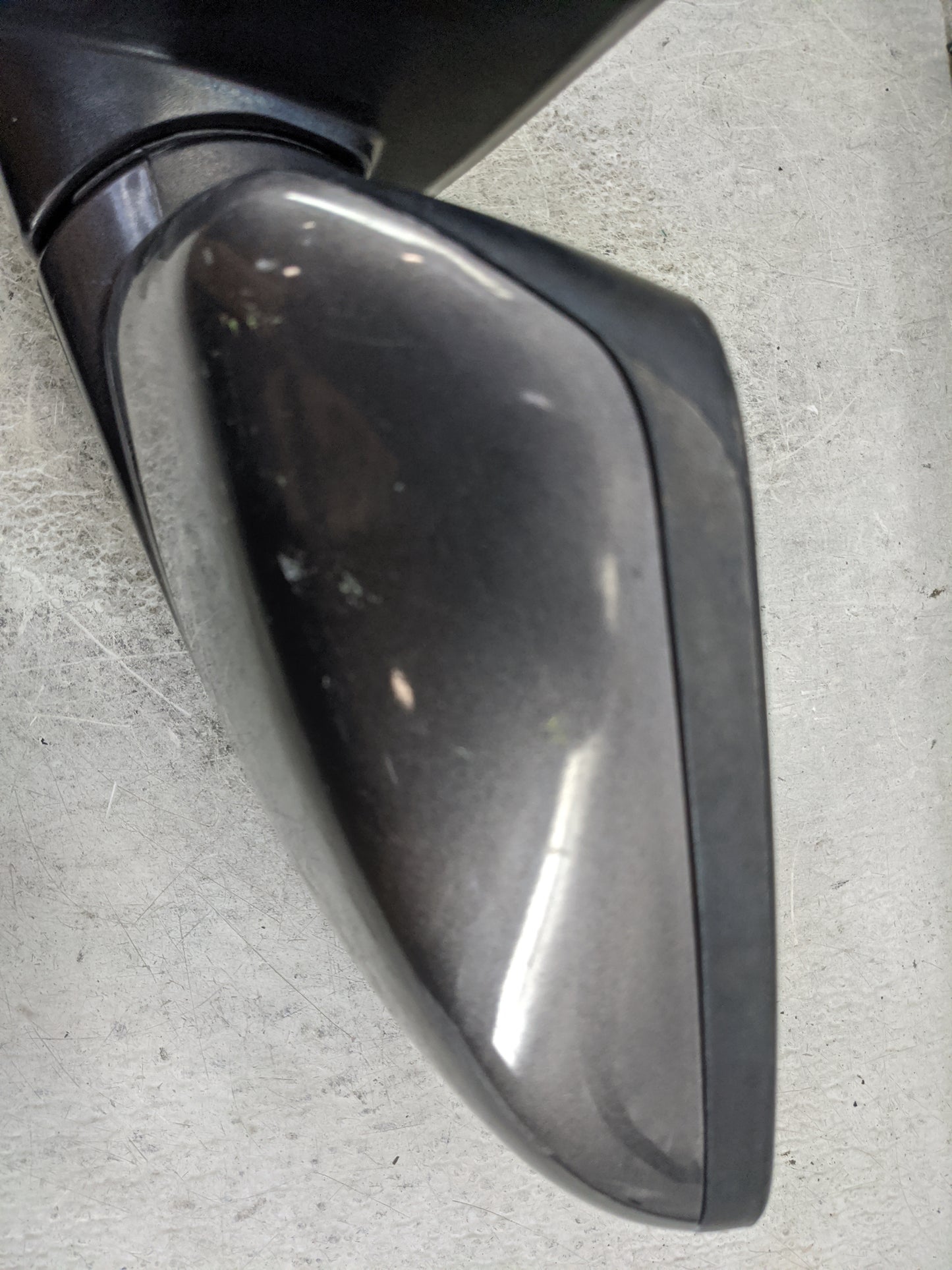 2014 Dodge Journey Driver Side View Mirror - Left Door Mirror OEM Used - Oemusedautoparts1.com