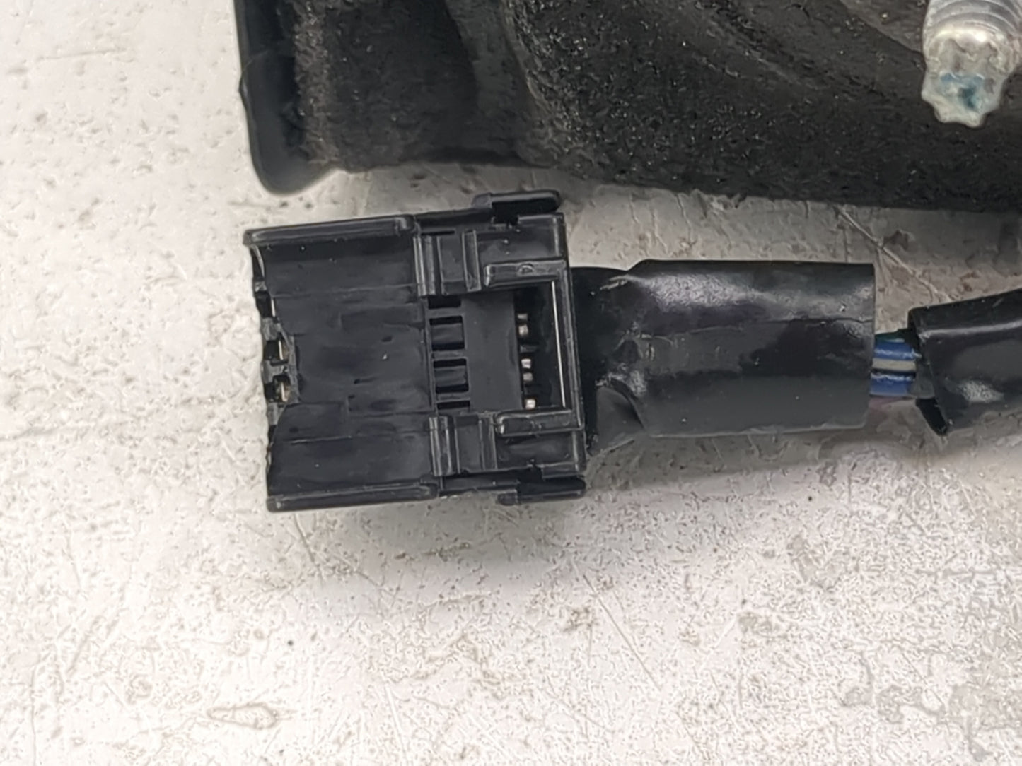 2014 Dodge Journey Passenger Side View Mirror - Right Door Mirror OEM Used - Oemusedautoparts1.com