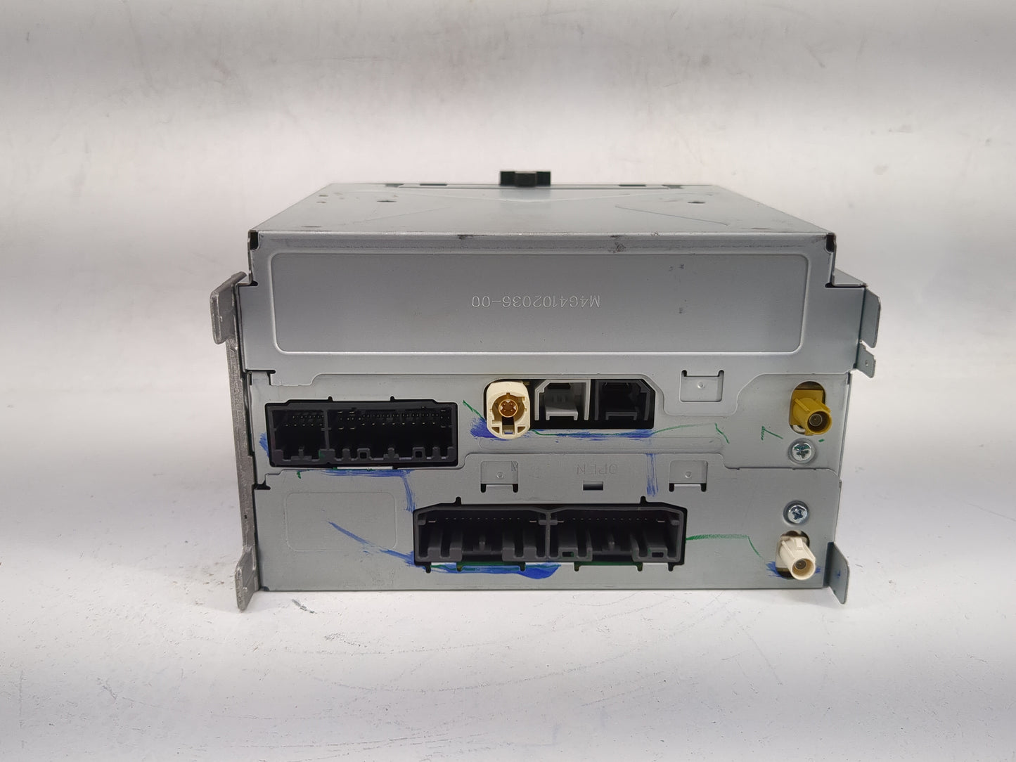 2014 Dodge Journey Radio AM FM Cd Player Receiver Replacement P/N:P68210553AB CQ-ZC03E1, M4G4102035-00 Fits OEM Used Auto Pa