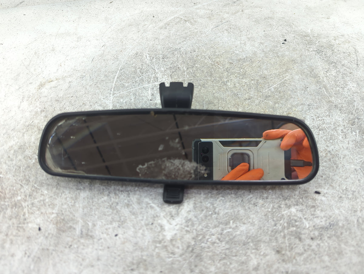2014 Dodge Journey Interior Rear View Mirror Replacement OEM P/N:E11 015617 E11 025617 Fits OEM Used Auto Parts - Oemusedaut