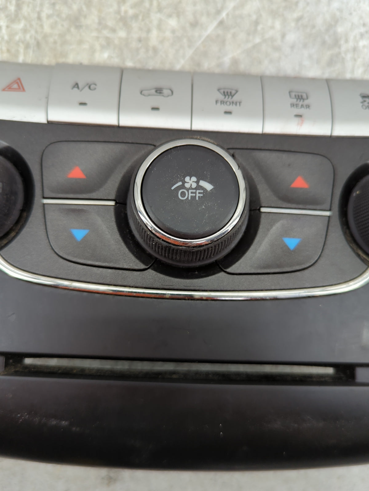 2011-2017 Dodge Journey Climate Control Module Temperature AC/Heater Replacement P/N:1RK581X9AD Fits OEM Used Auto Parts - O