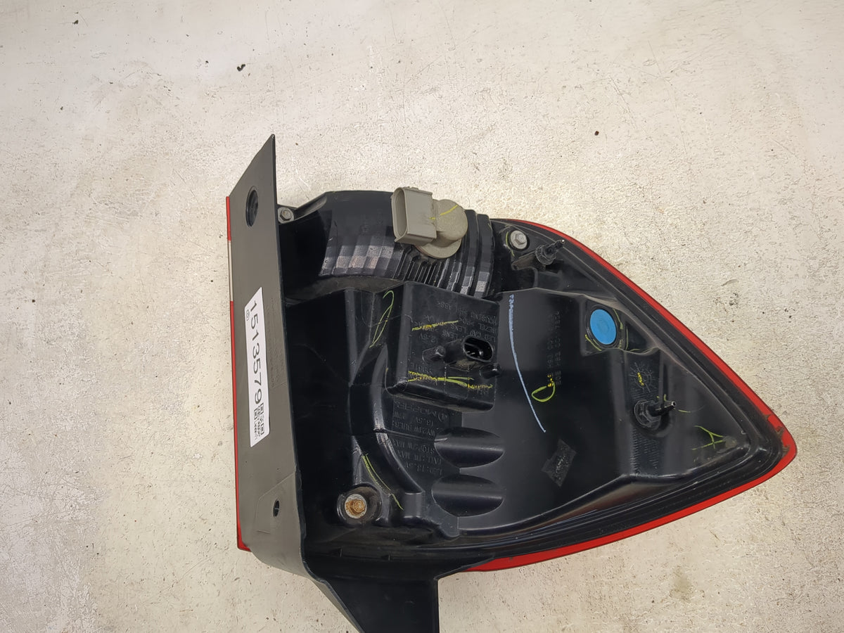 2011-2020 Dodge Journey Tail Light Assembly Passenger Right OEM P/N:68078464AD Fits OEM Used Auto Parts - Oemusedautoparts1.