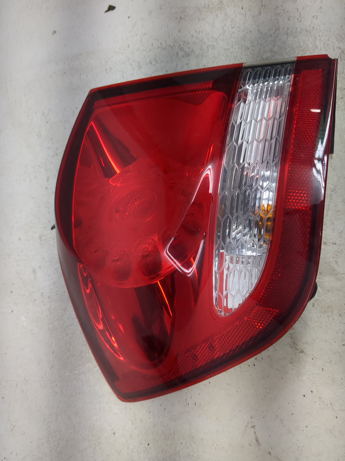 2011-2020 Dodge Journey Tail Light Assembly Driver Left OEM P/N:68078465AD 52240B6207 Fits OEM Used Auto Parts - Oemusedauto