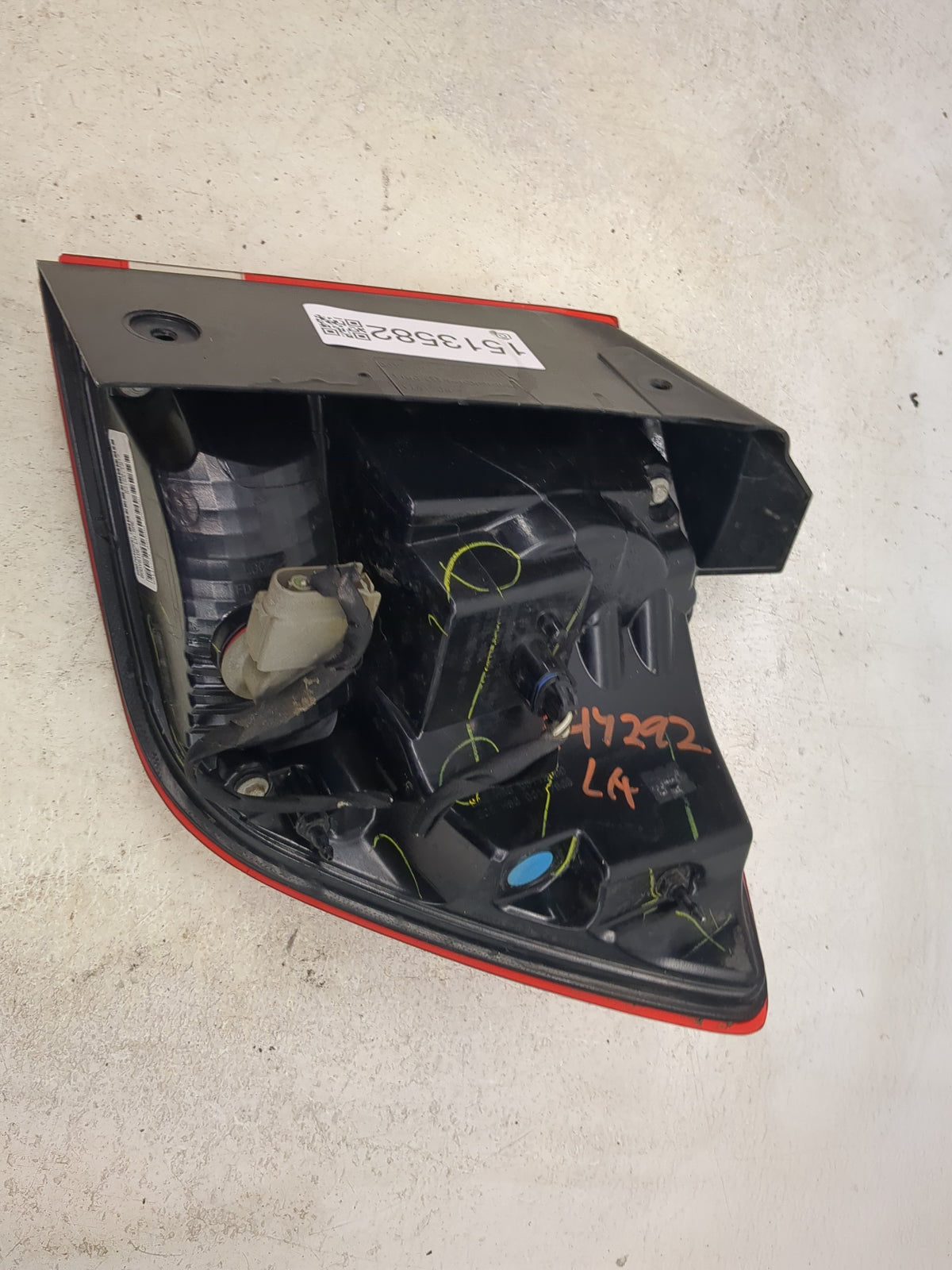2011-2020 Dodge Journey Tail Light Assembly Driver Left OEM P/N:68078465AD 52240B6207 Fits OEM Used Auto Parts - Oemusedauto
