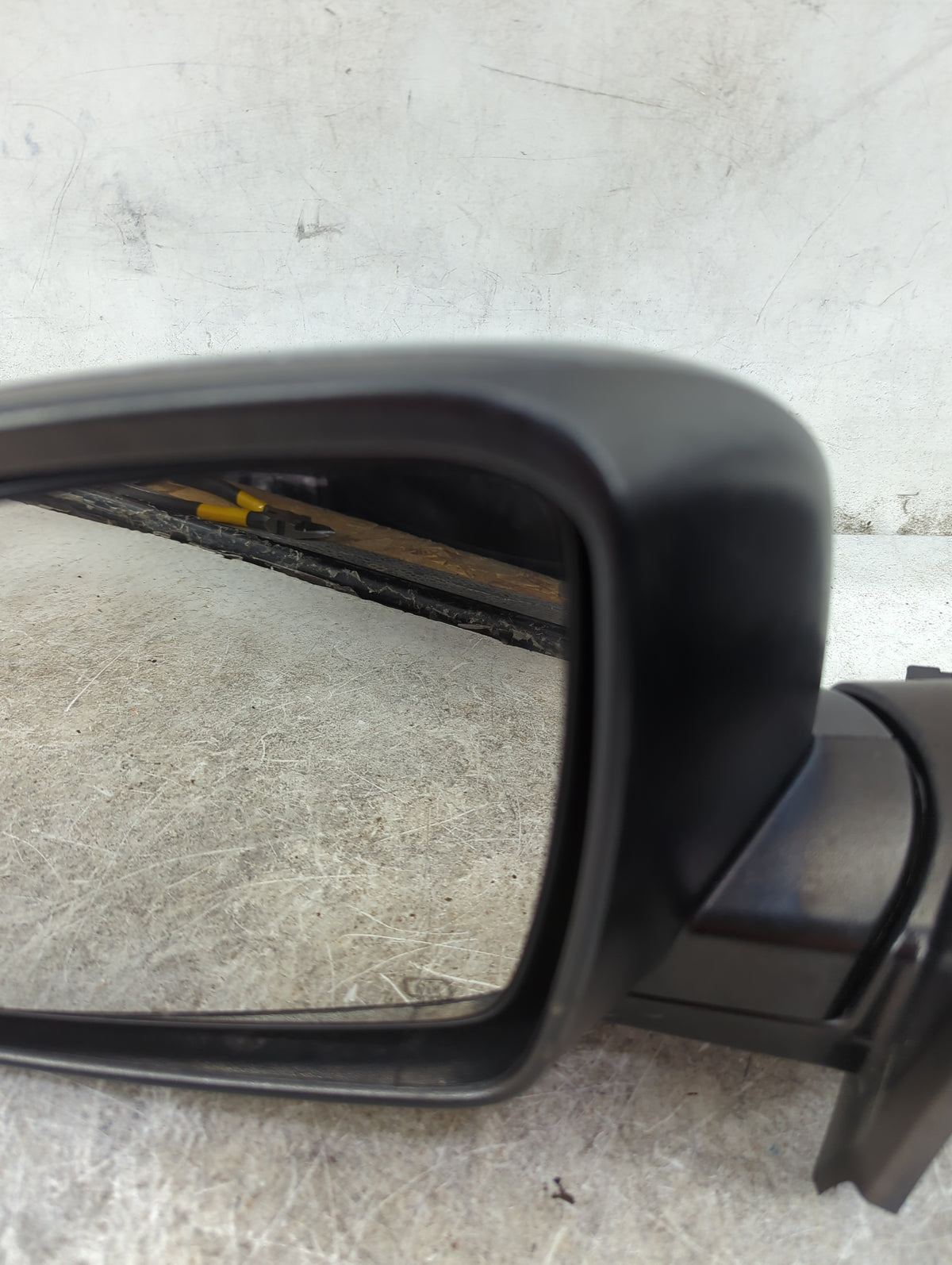 2009-2020 Dodge Journey Driver Side View Mirror - Left Door Mirror OEM Used - Oemusedautoparts1.com