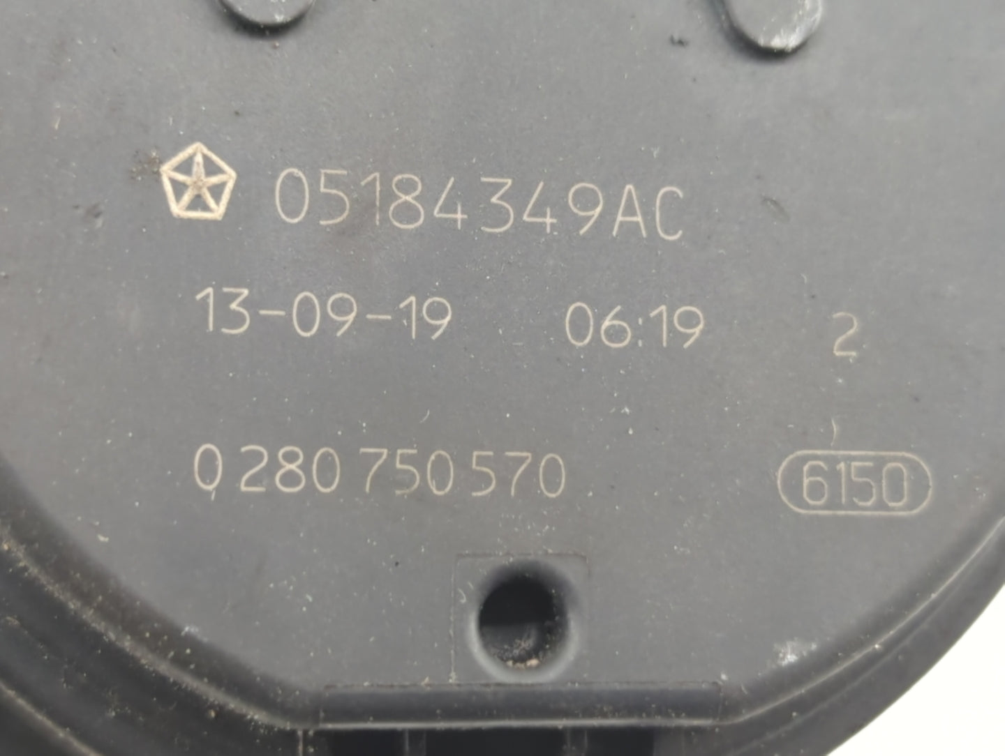 2011-2017 Dodge Journey Throttle Body P/N:05184349AE 05184349AD, 05184349AC Fits Fits 2011 2012 2013 2014 2015 2016 2017 201