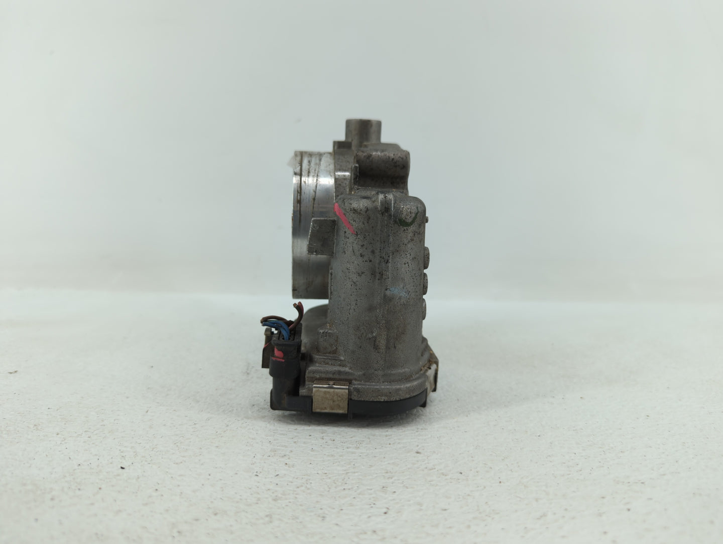 2011-2019 Dodge Journey Throttle Body P/N:05184349AE 05184349AD Fits OEM Used Auto Parts - Oemusedautoparts1.com