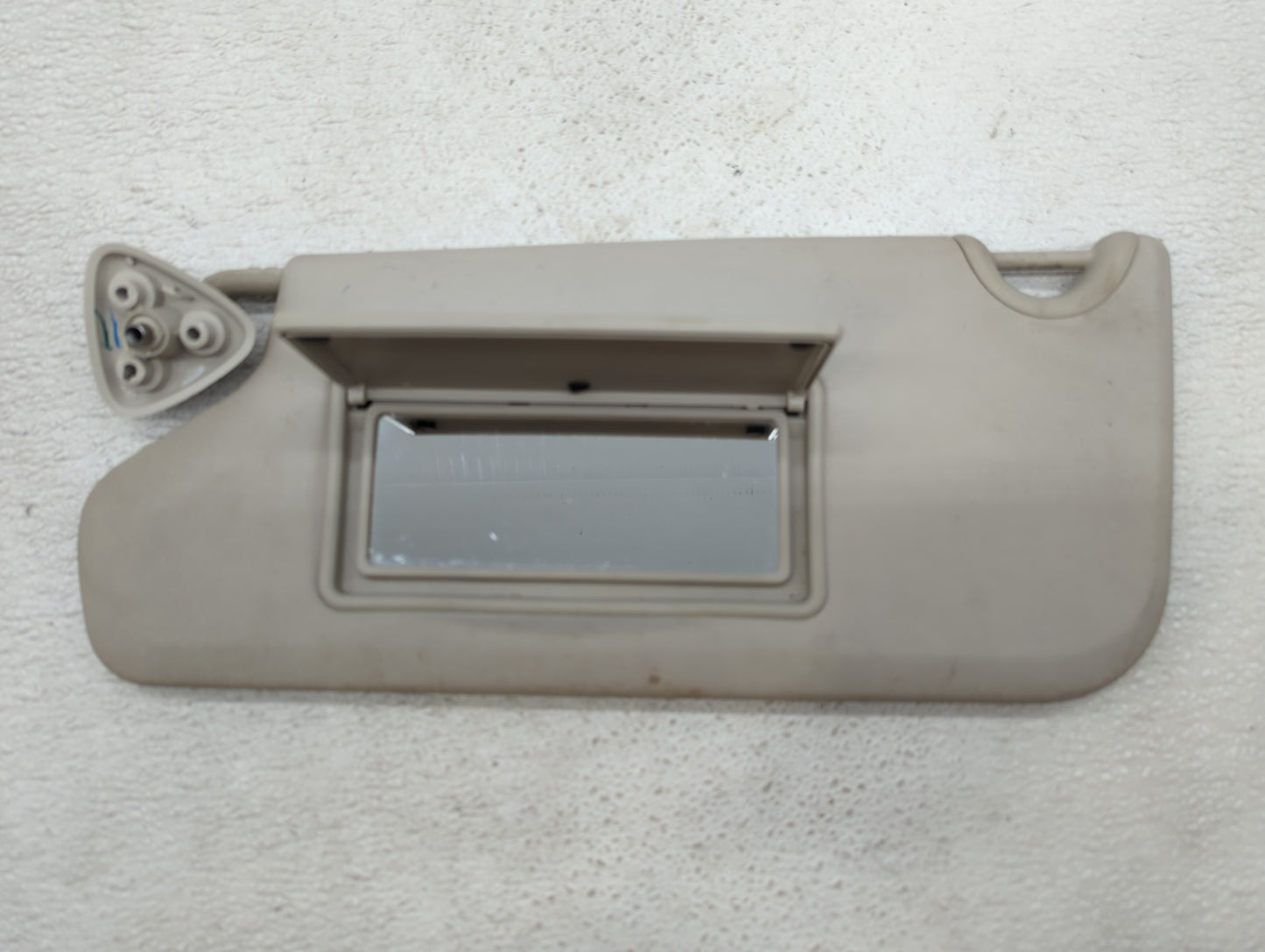2014 Dodge Journey Sun Visor Shade Replacement Driver Left Mirror Fits OEM Used Auto Parts - Oemusedautoparts1.com
