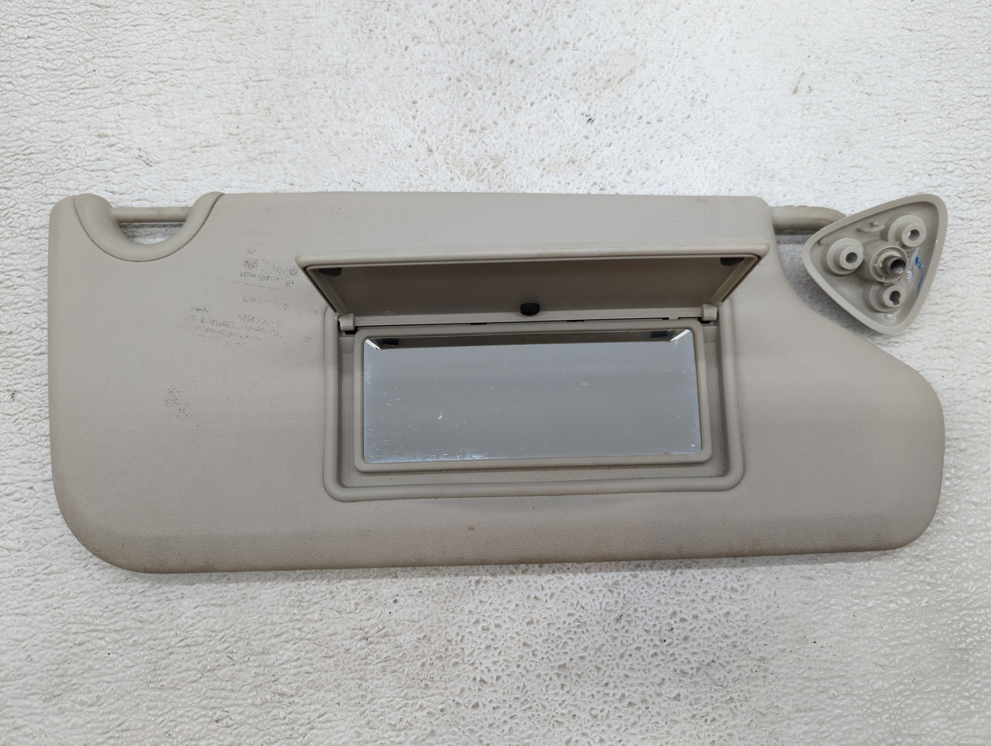 2014 Dodge Journey Sun Visor Shade Replacement Passenger Right Mirror Fits OEM Used Auto Parts - Oemusedautoparts1.com