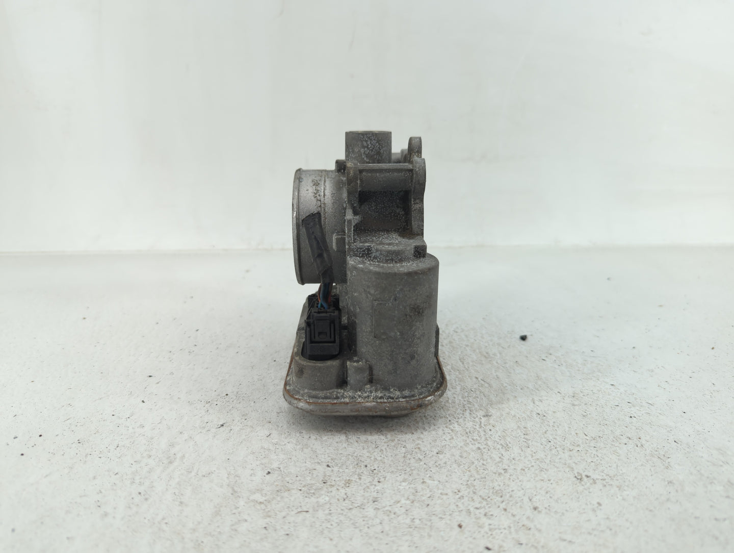 2009-2018 Dodge Journey Throttle Body P/N:5429090 542909035AB Fits OEM Used Auto Parts - Oemusedautoparts1.com