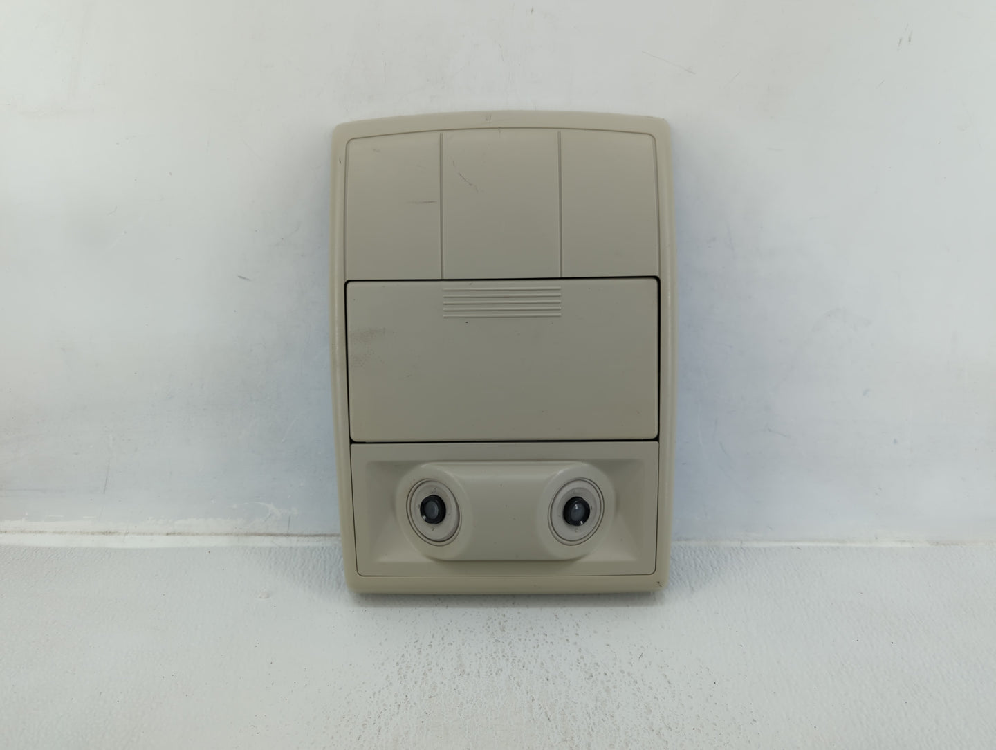 2014 Dodge Journey Overhead Roof Console - Oemusedautoparts1.com