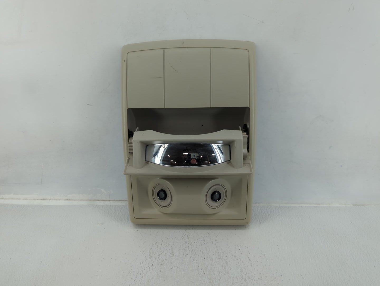 2014 Dodge Journey Overhead Roof Console - Oemusedautoparts1.com