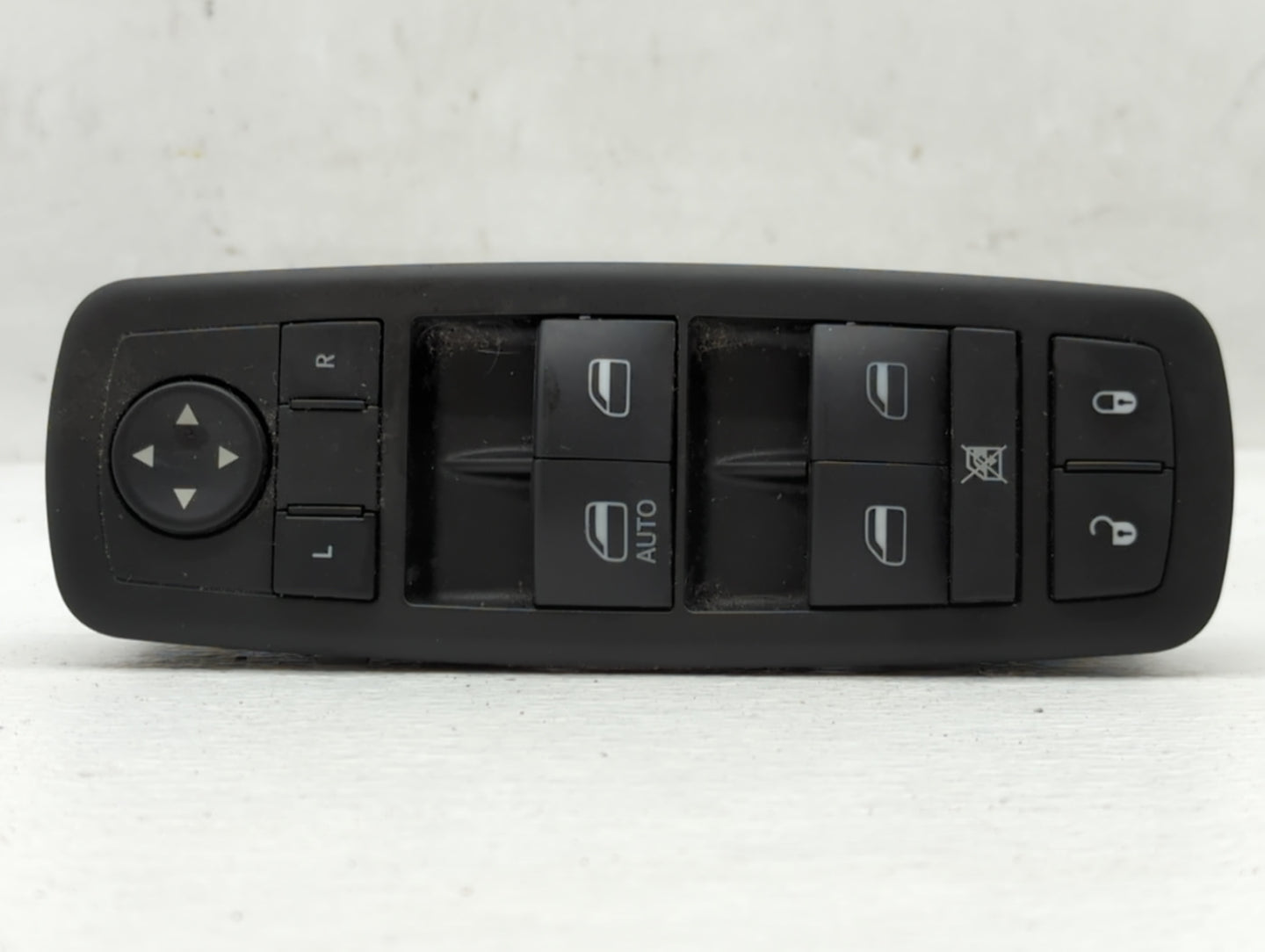 2014 Dodge Journey Master Power Window Switch Replacement Driver Side Left P/N:68084001AB 68084001AC, 68307001AA, 68084001AD