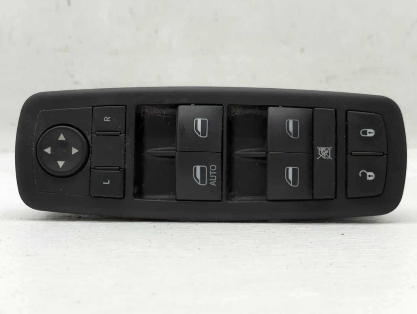 2014 Dodge Journey Master Power Window Switch Replacement Driver Side Left P/N:68084001AB 68084001AC, 68307001AA, 68084001AD