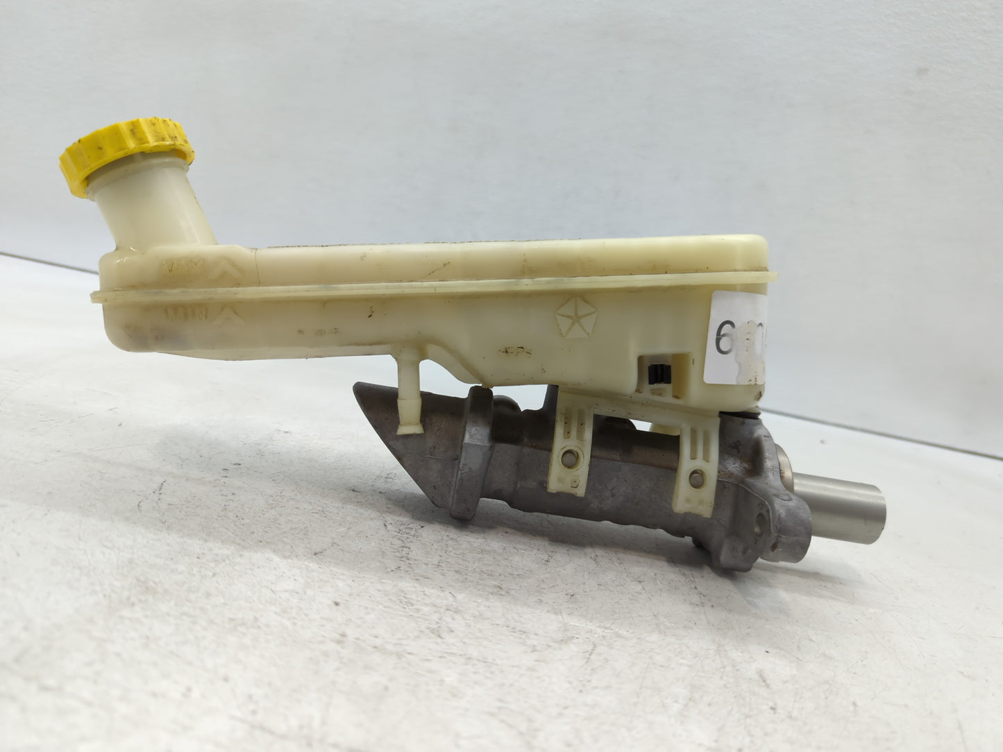 2014 Dodge Journey Brake Master Cylinder 610489 - Oemusedautoparts1.com