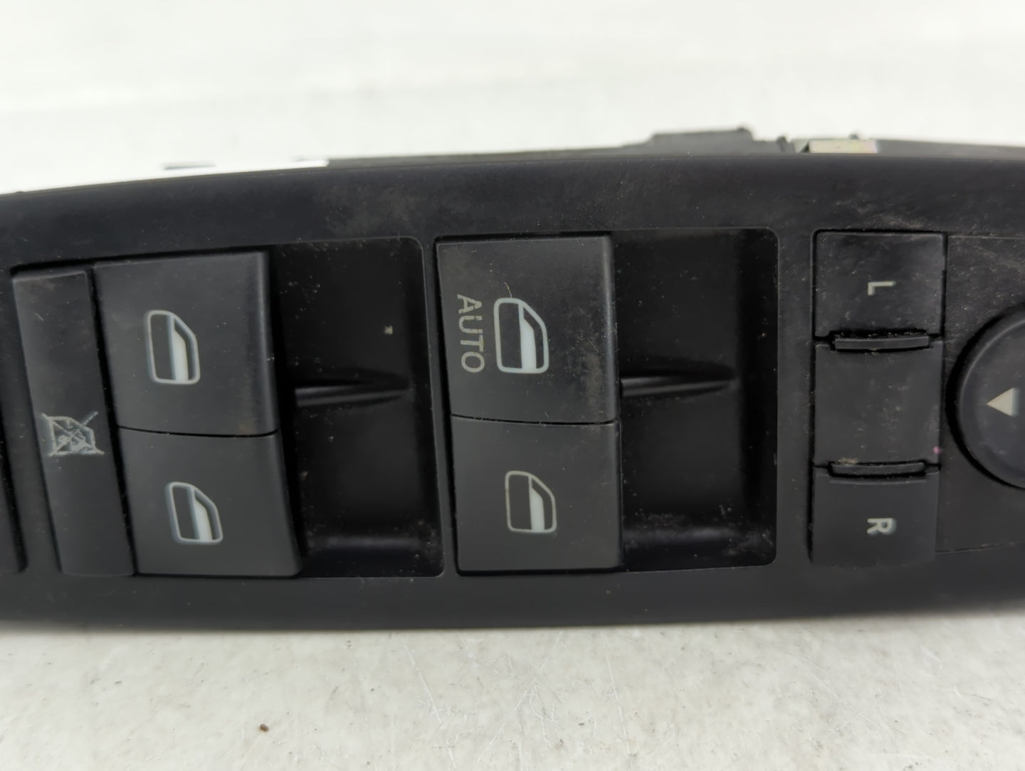 2014 Dodge Journey Master Power Window Switch Replacement Driver Side Left P/N:68084001AB Fits OEM Used Auto Parts - Oemused