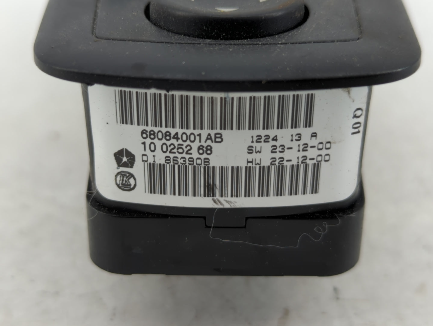 2014 Dodge Journey Master Power Window Switch Replacement Driver Side Left P/N:68084001AB Fits OEM Used Auto Parts - Oemused