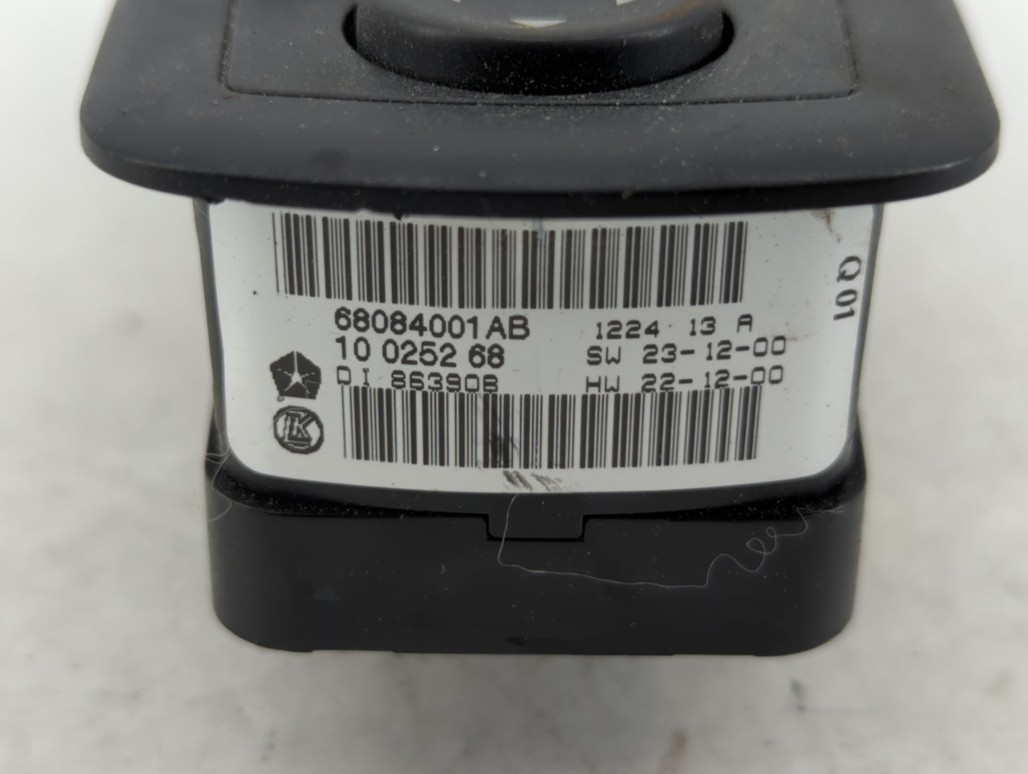 2014 Dodge Journey Master Power Window Switch Replacement Driver Side Left P/N:68084001AB Fits OEM Used Auto Parts - Oemused