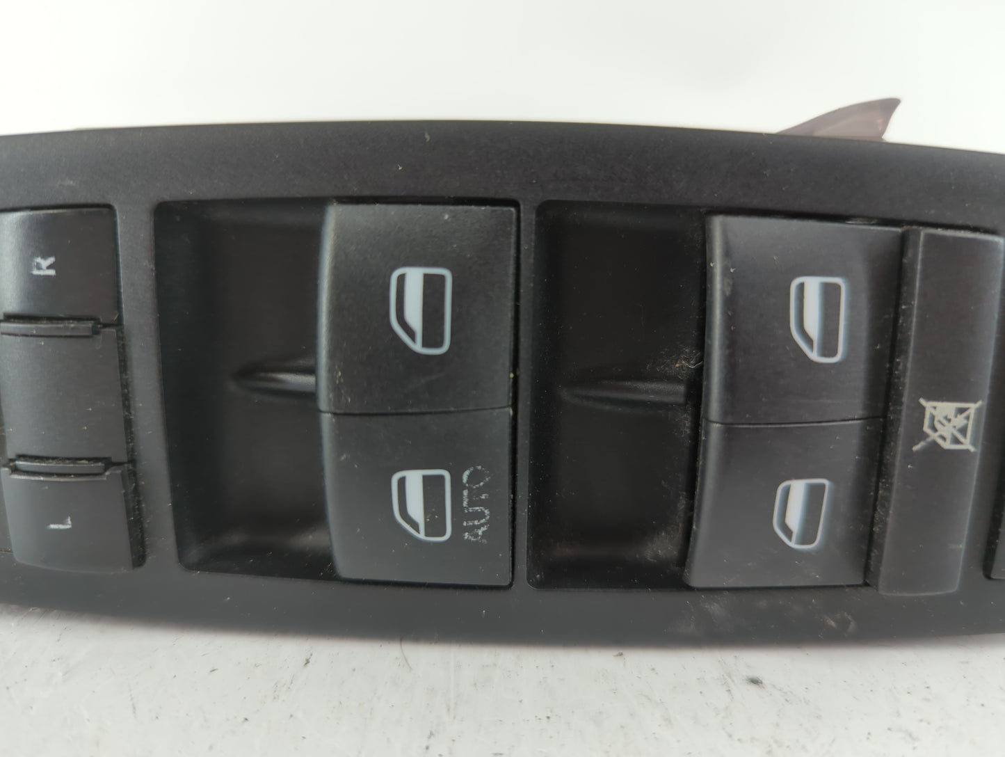 2014 Dodge Journey Master Power Window Switch Replacement Driver Side Left P/N:68084001AB 68084001AC, 68307001AA, 68084001AD