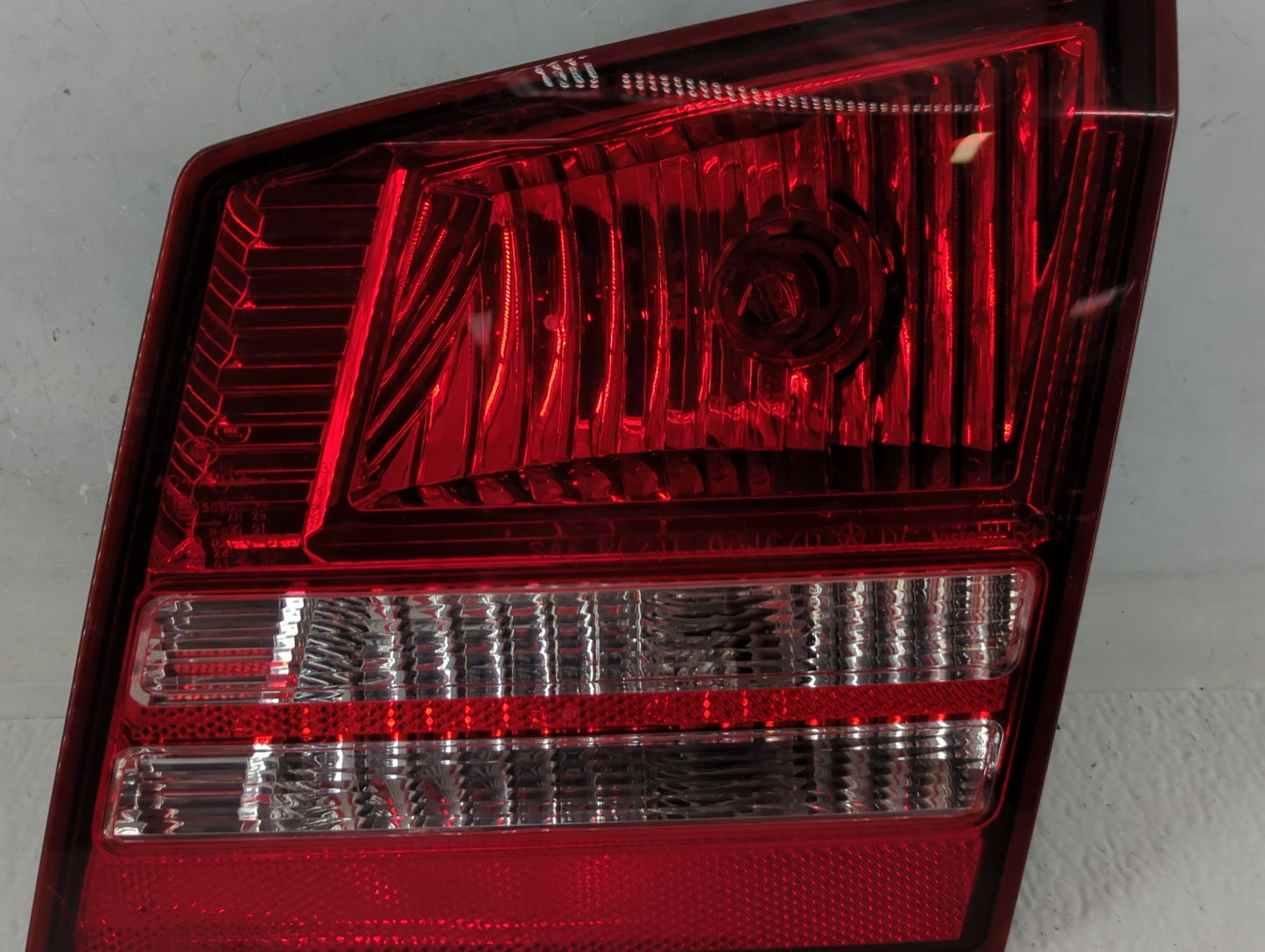 2014 Dodge Journey Tail Light Assembly Passenger Right OEM P/N:04806368AF Fits OEM Used Auto Parts - Oemusedautoparts1.com