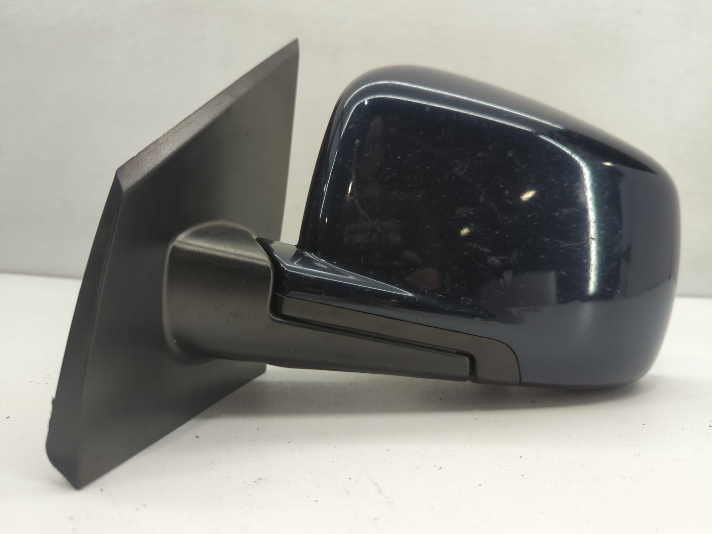 2014 Dodge Journey Driver Side View Mirror - Left Door Mirror OEM Used - Oemusedautoparts1.com