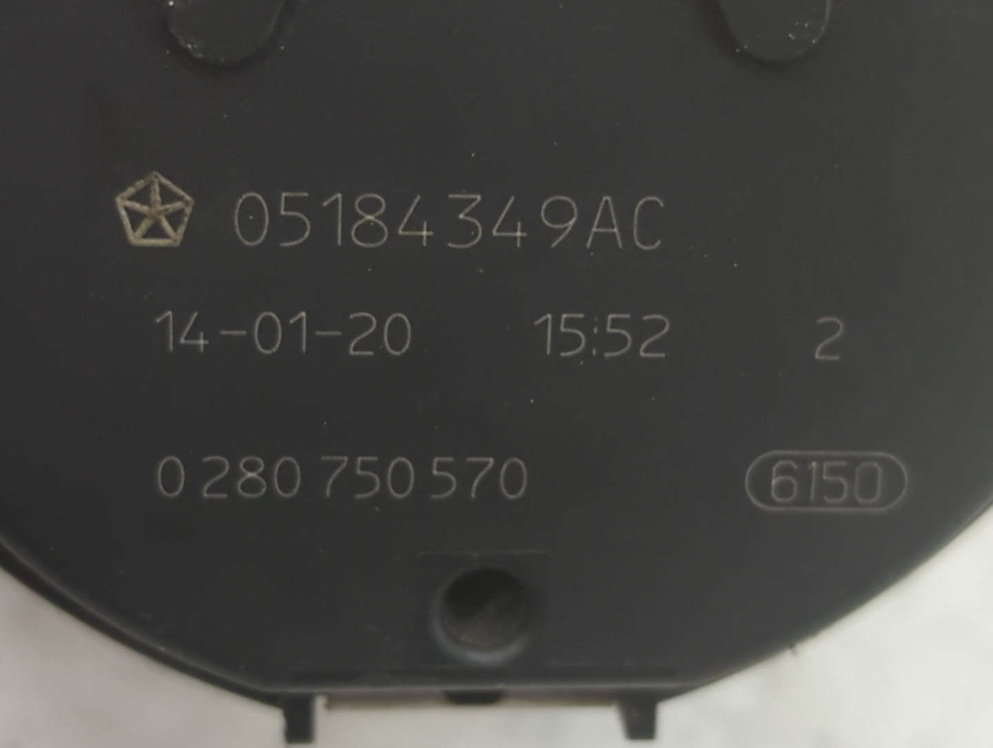 2011-2019 Dodge Journey Throttle Body P/N:0 280 750 570 05184349AC Fits OEM Used Auto Parts - Oemusedautoparts1.com