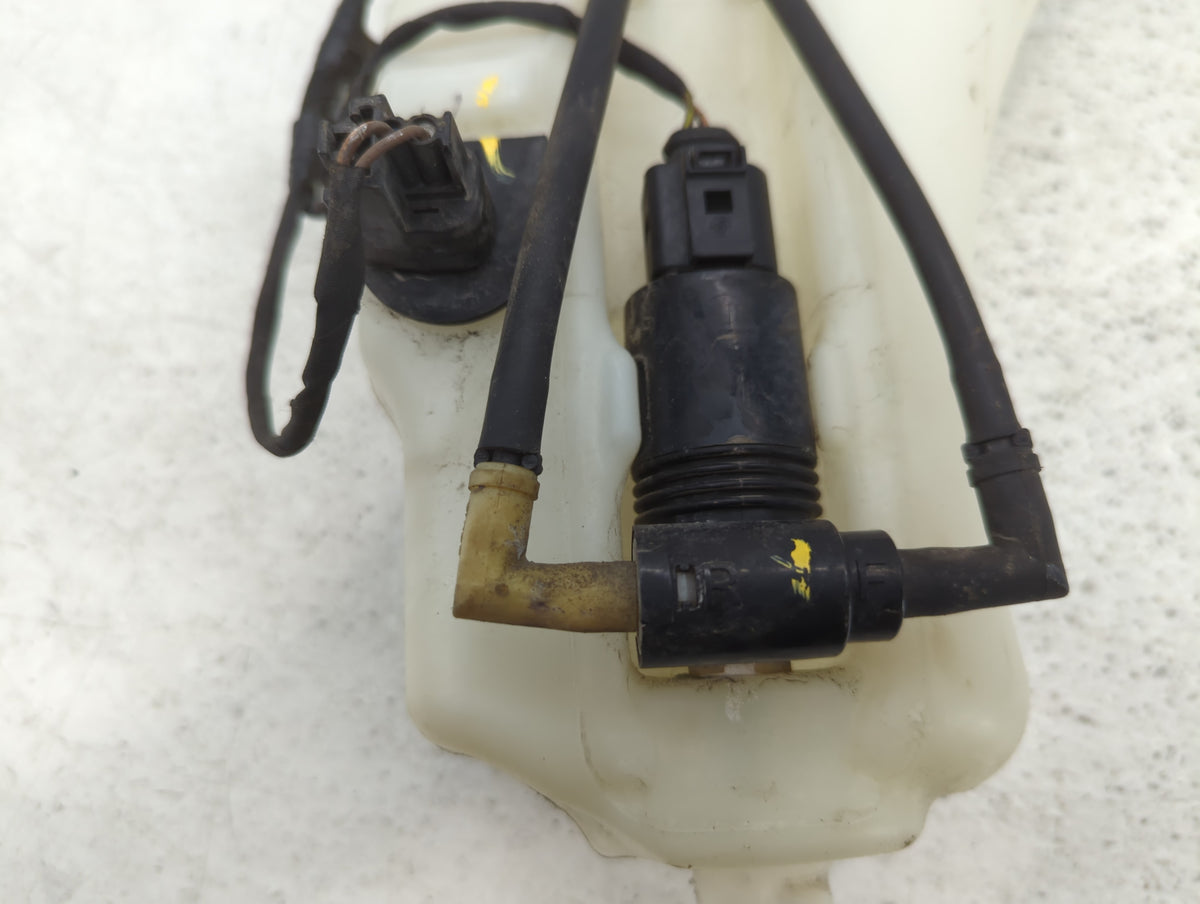 2014 Dodge Journey Windshield Washer Fluid Reservoir Bottle Oem - Oemusedautoparts1.com