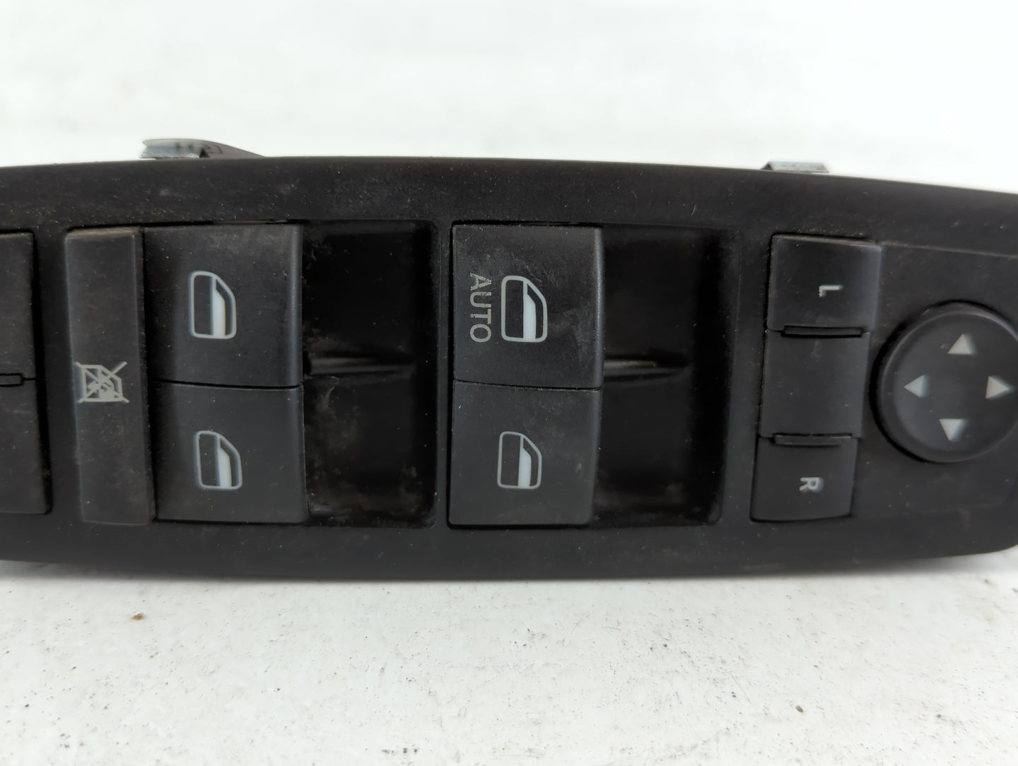 2014 Dodge Journey Master Power Window Switch Replacement Driver Side Left P/N:10 0252 68 68084001AB Fits OEM Used Auto Part
