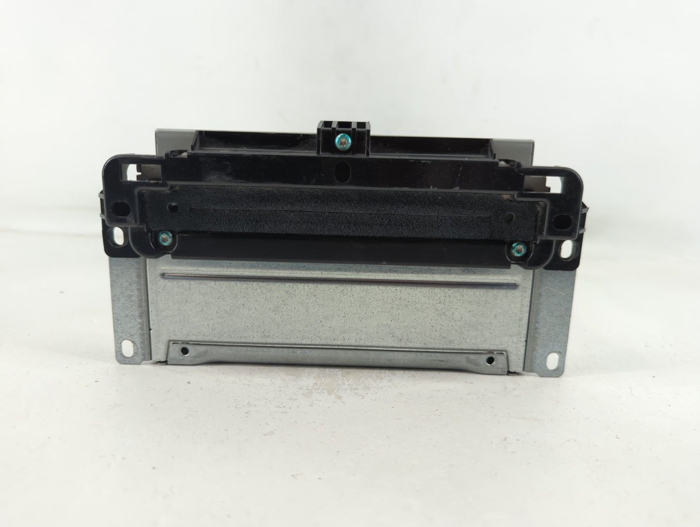 Dodge Journey Am Fm Cd Player Radio Receiver - Oemusedautoparts1.com