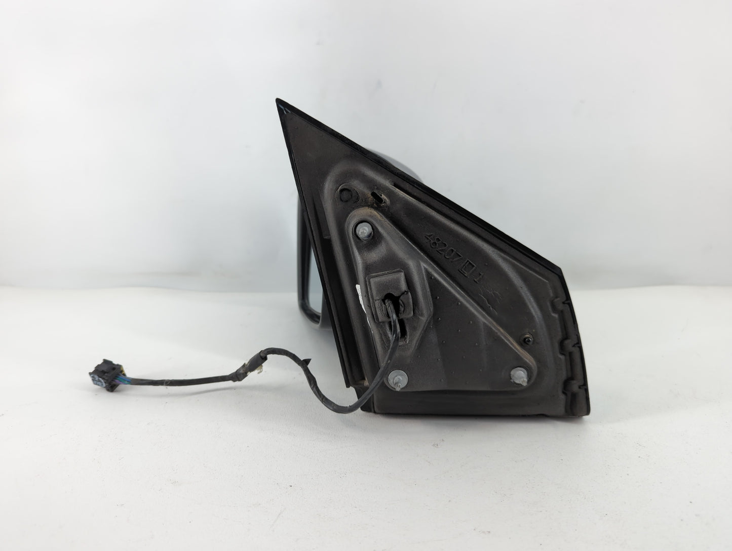 2014 Dodge Journey Driver Side View Mirror - Left Door Mirror OEM Used - Oemusedautoparts1.com