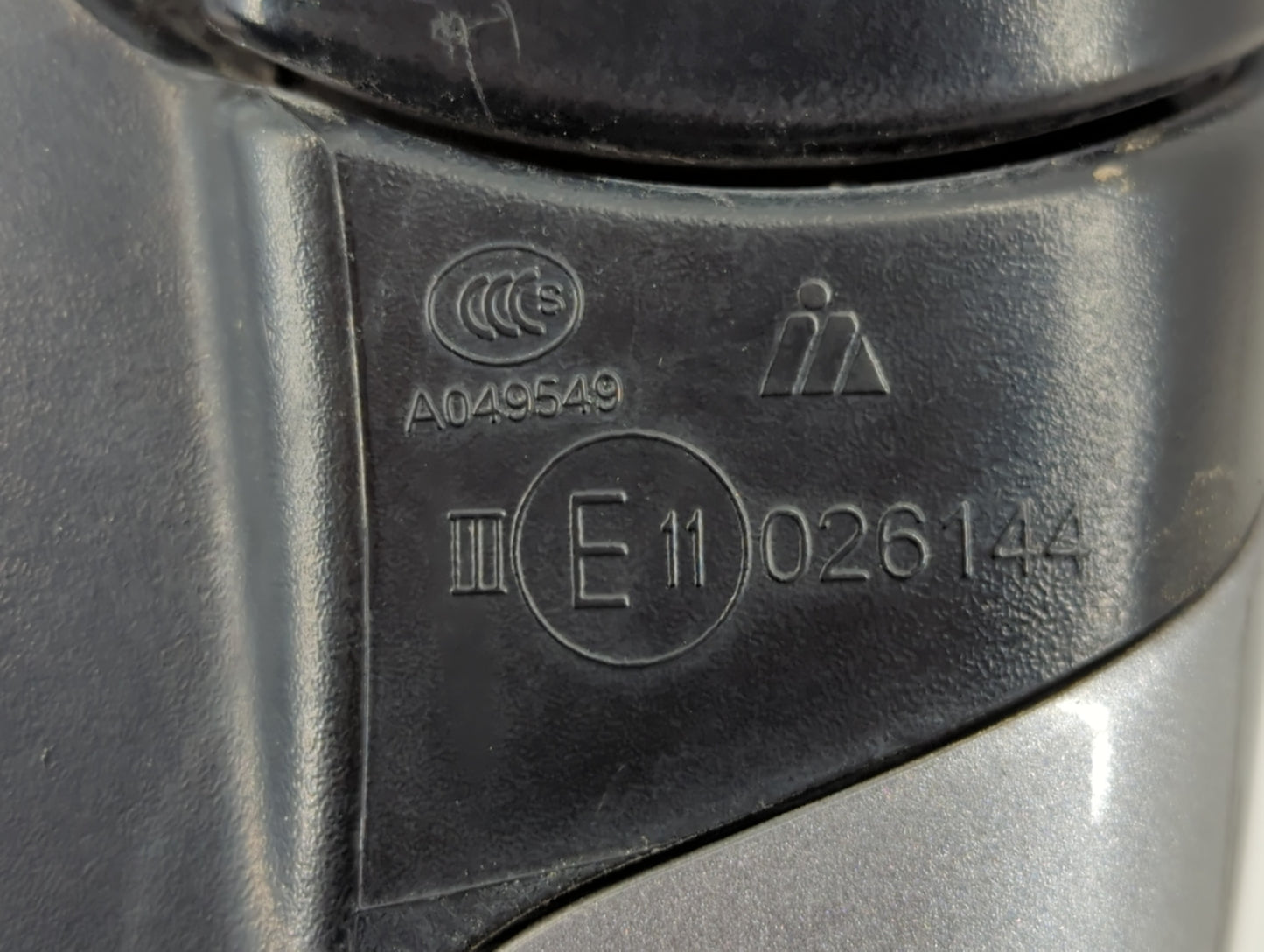 2014 Dodge Journey Driver Side View Mirror - Left Door Mirror OEM Used - Oemusedautoparts1.com