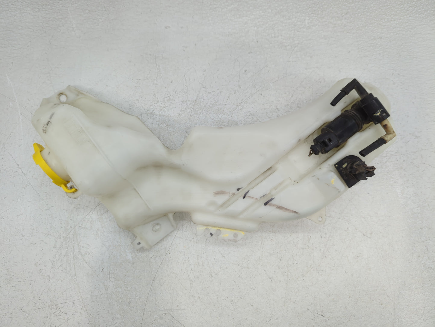 2014 Dodge Journey Windshield Washer Fluid Reservoir Bottle Oem - Oemusedautoparts1.com