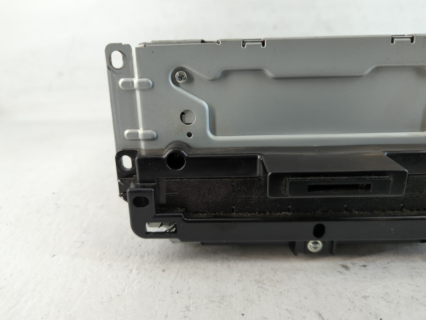 2014-2014 Dodge Journey Am Fm Cd Player Radio Receiver - Oemusedautoparts1.com