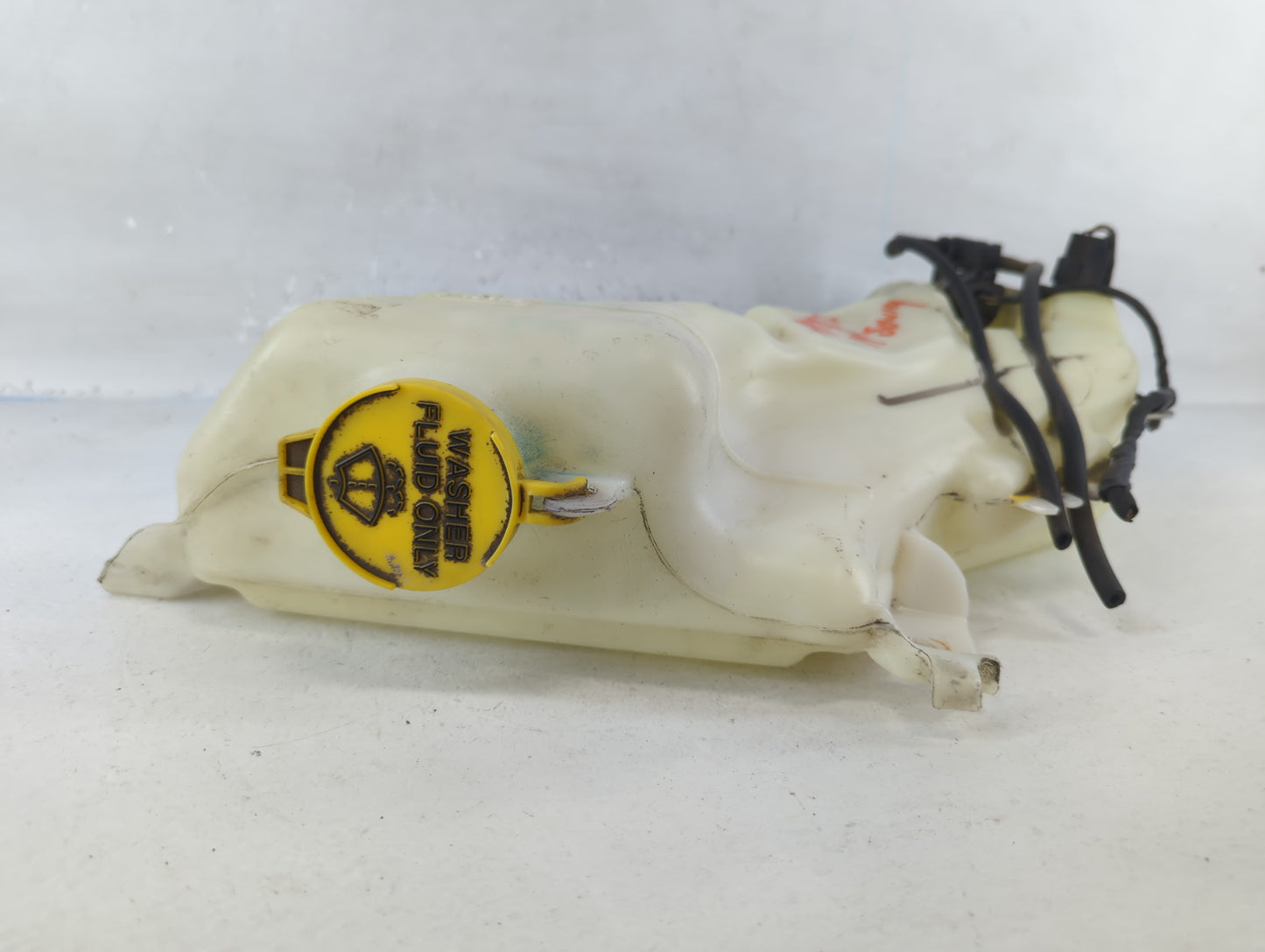 2014 Dodge Journey Windshield Washer Fluid Reservoir Bottle Oem - Oemusedautoparts1.com