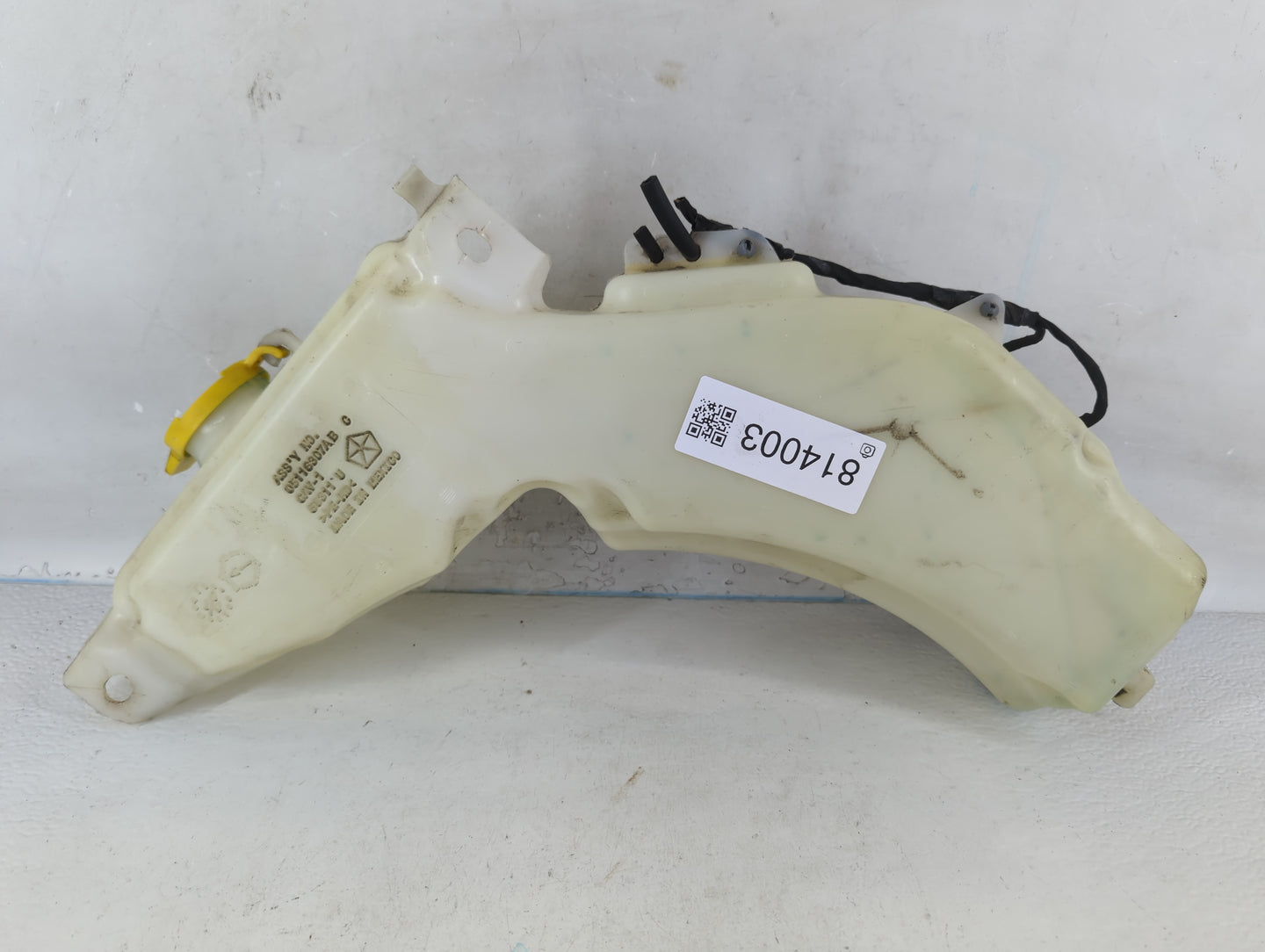 2014 Dodge Journey Windshield Washer Fluid Reservoir Bottle Oem - Oemusedautoparts1.com